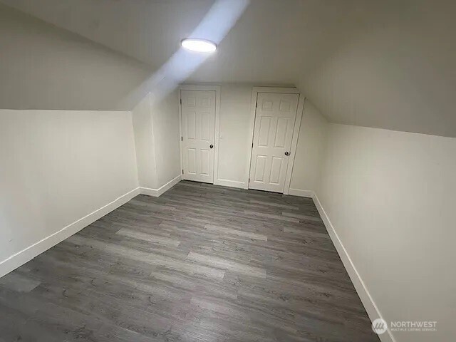 4140 Poplar Way Property Photo 9