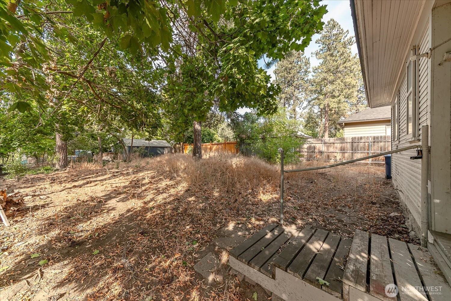 325 E 20th Avenue Property Photo 35