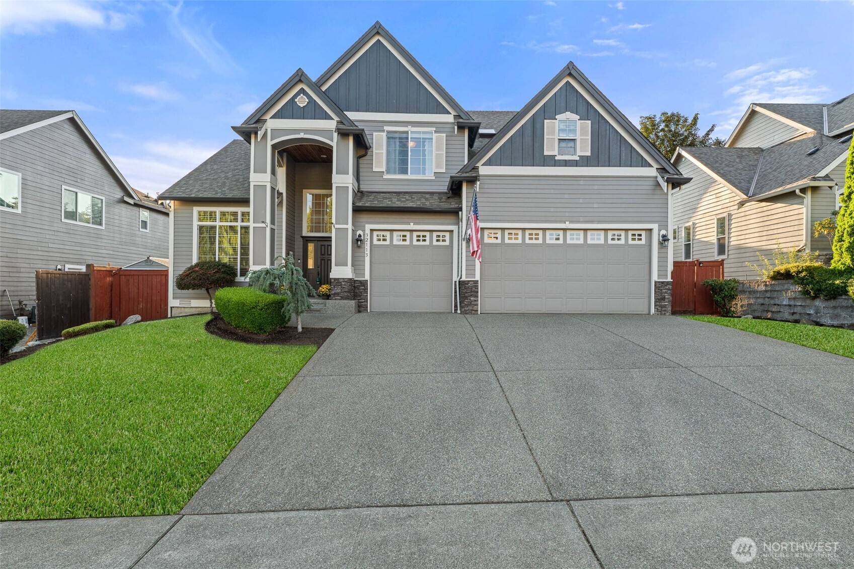 32113 Sunny Lane Property Photo 1