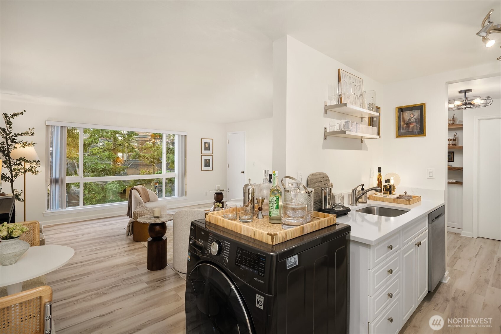 6225 Lake Washington Boulevard 208 Property Photo 9