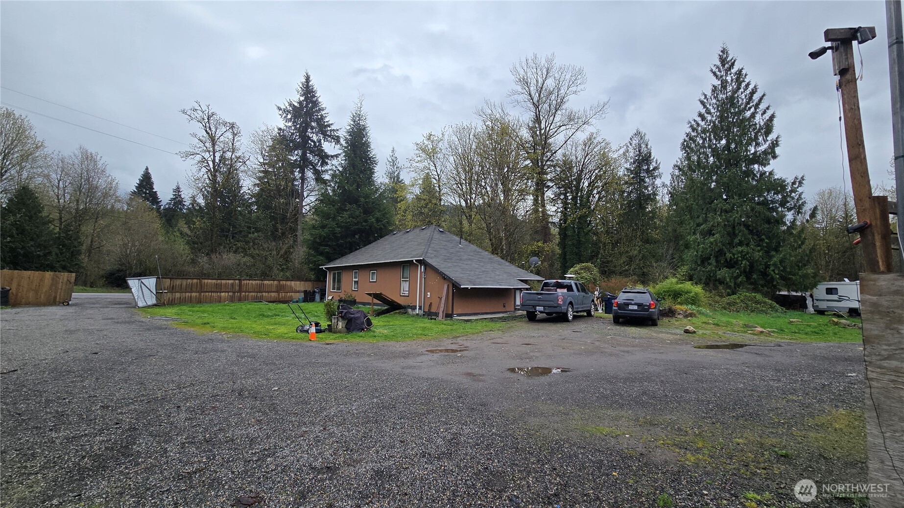 5898 Mt Baker Highway Property Photo 4
