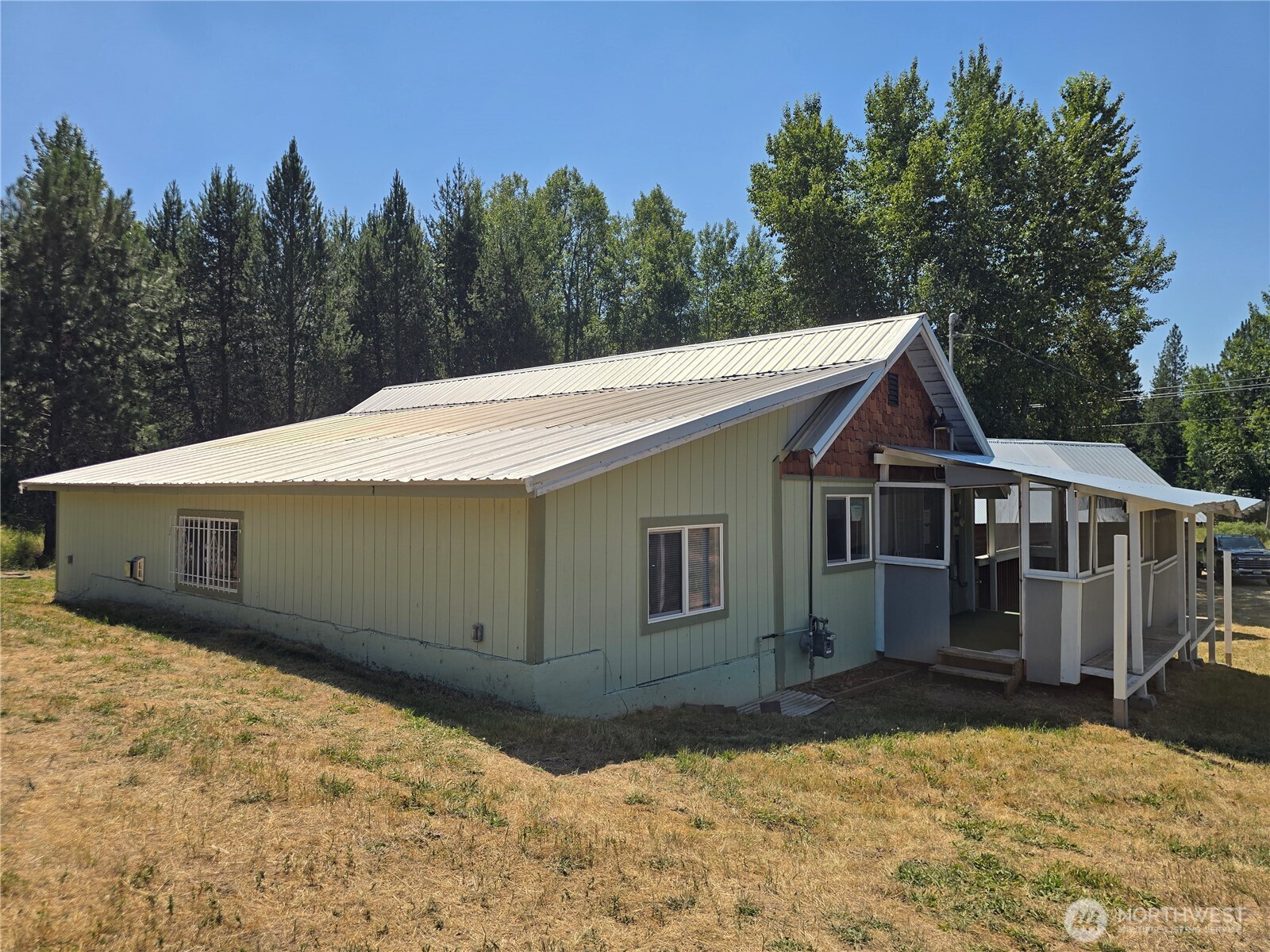 4325 A Us 395 Highway Property Photo 1