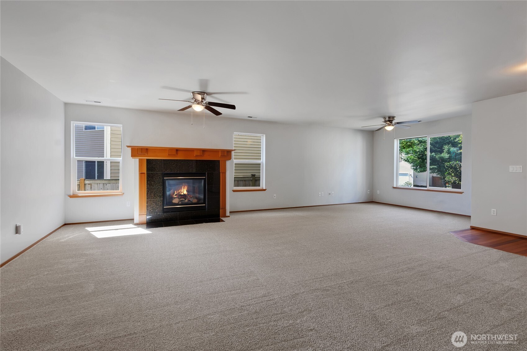 9914 195th Avenue Property Photo 8