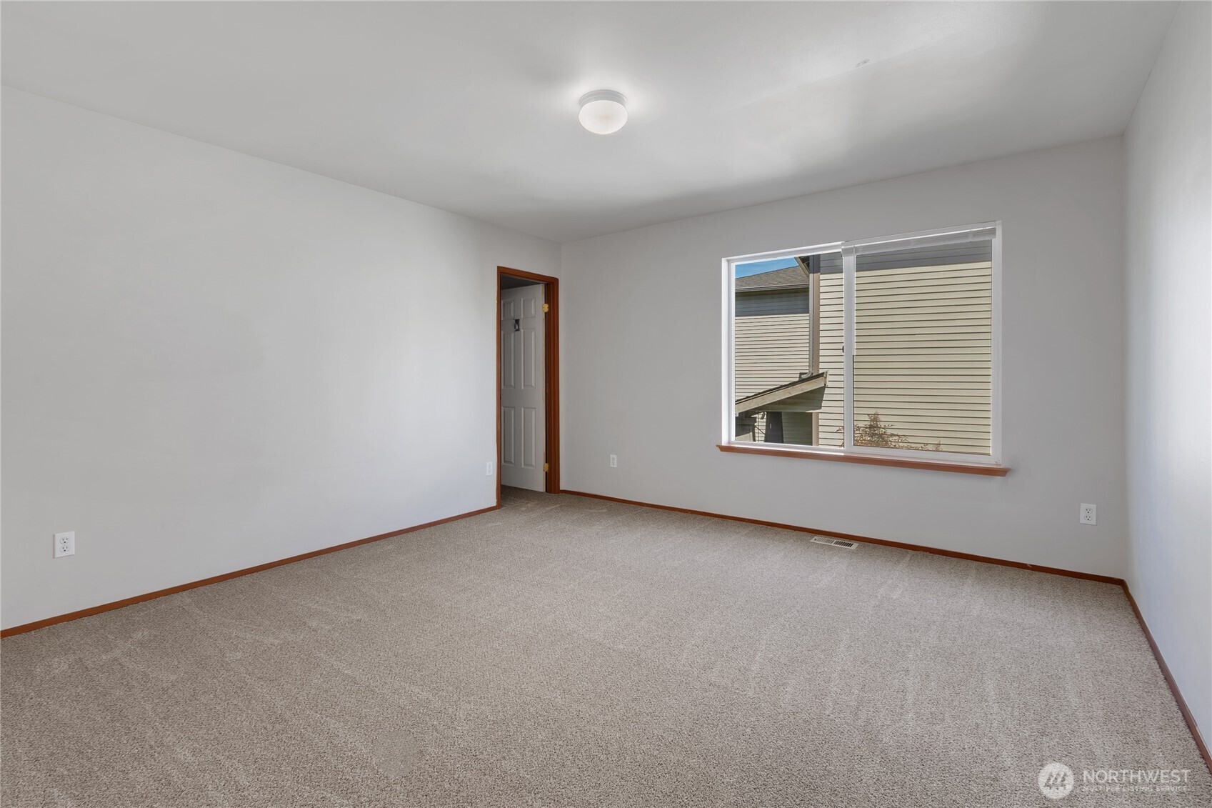 9914 195th Avenue Property Photo 23
