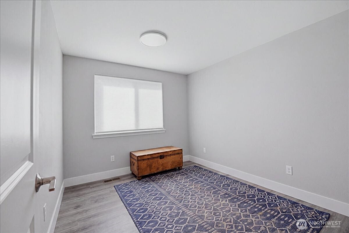 1218 10th Avenue Property Photo 8