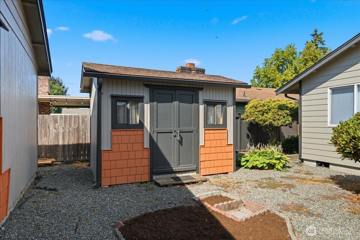 1218 10th Avenue Property Photo 13