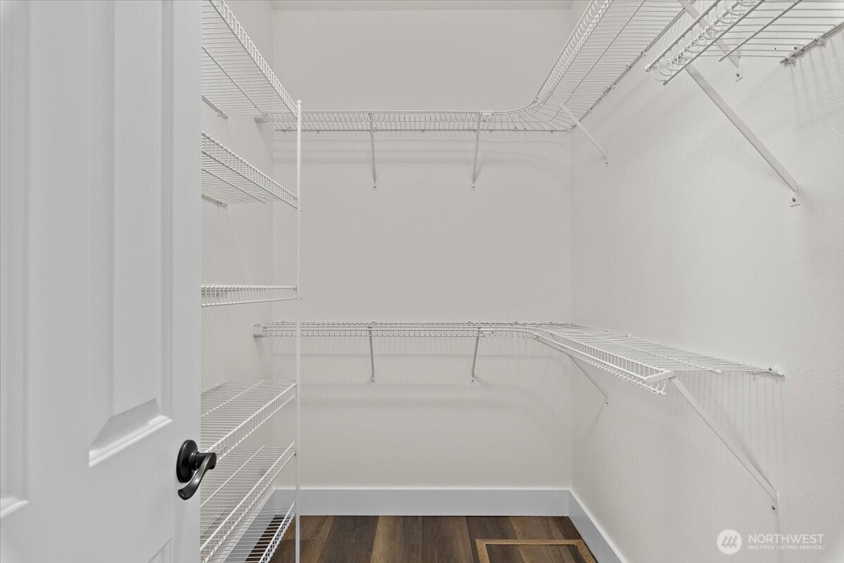 1828 163rd Place Property Photo 15