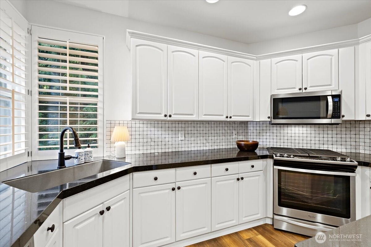 1828 163rd Place Property Photo 31
