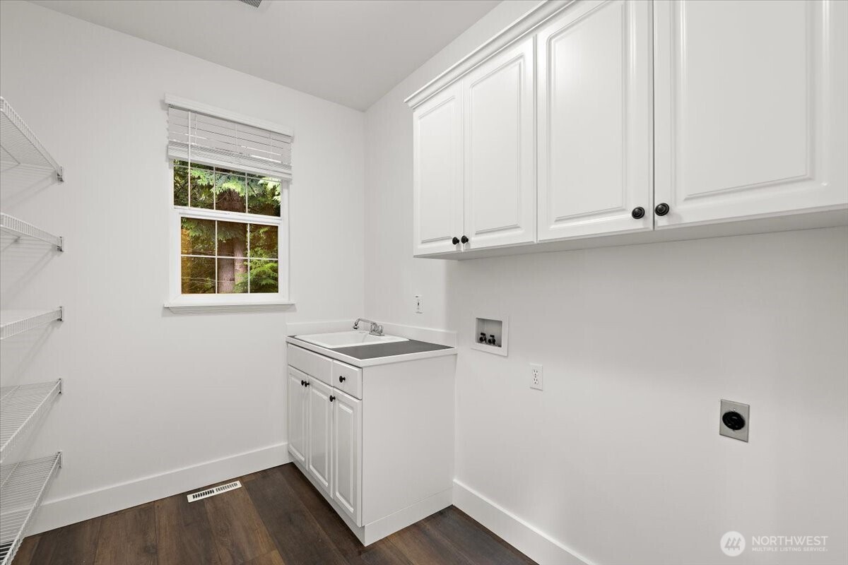 1828 163rd Place Property Photo 32