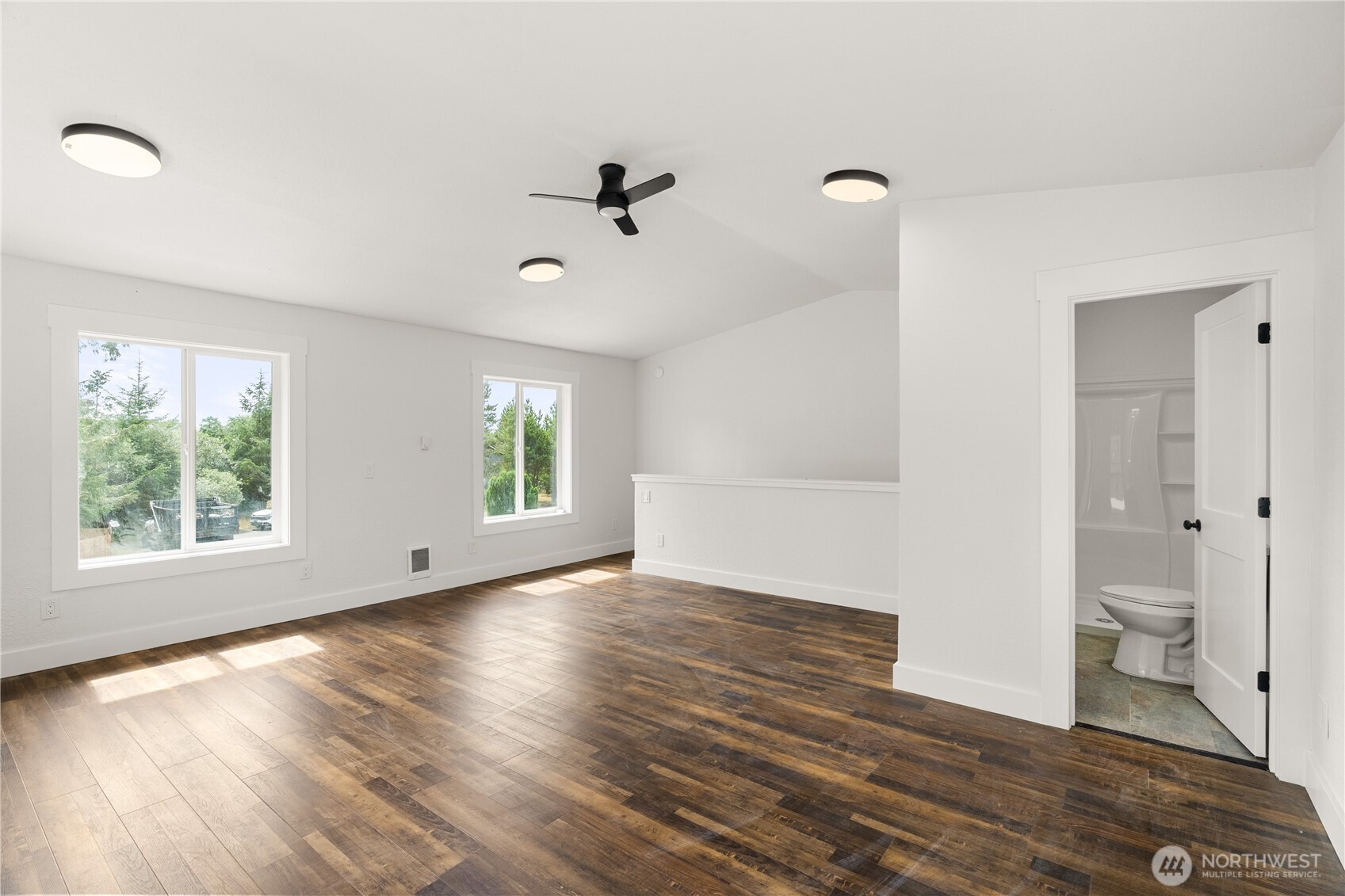 616 Aster Court Property Photo 14