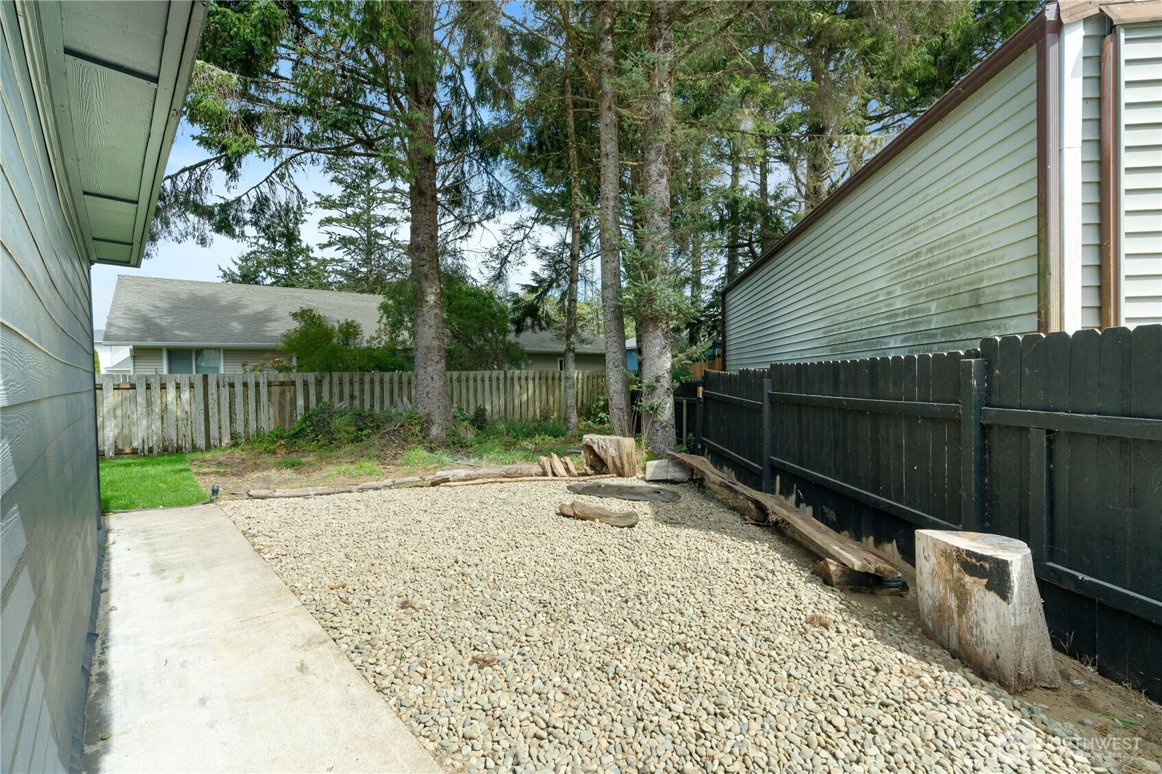 616 Aster Court Property Photo 26