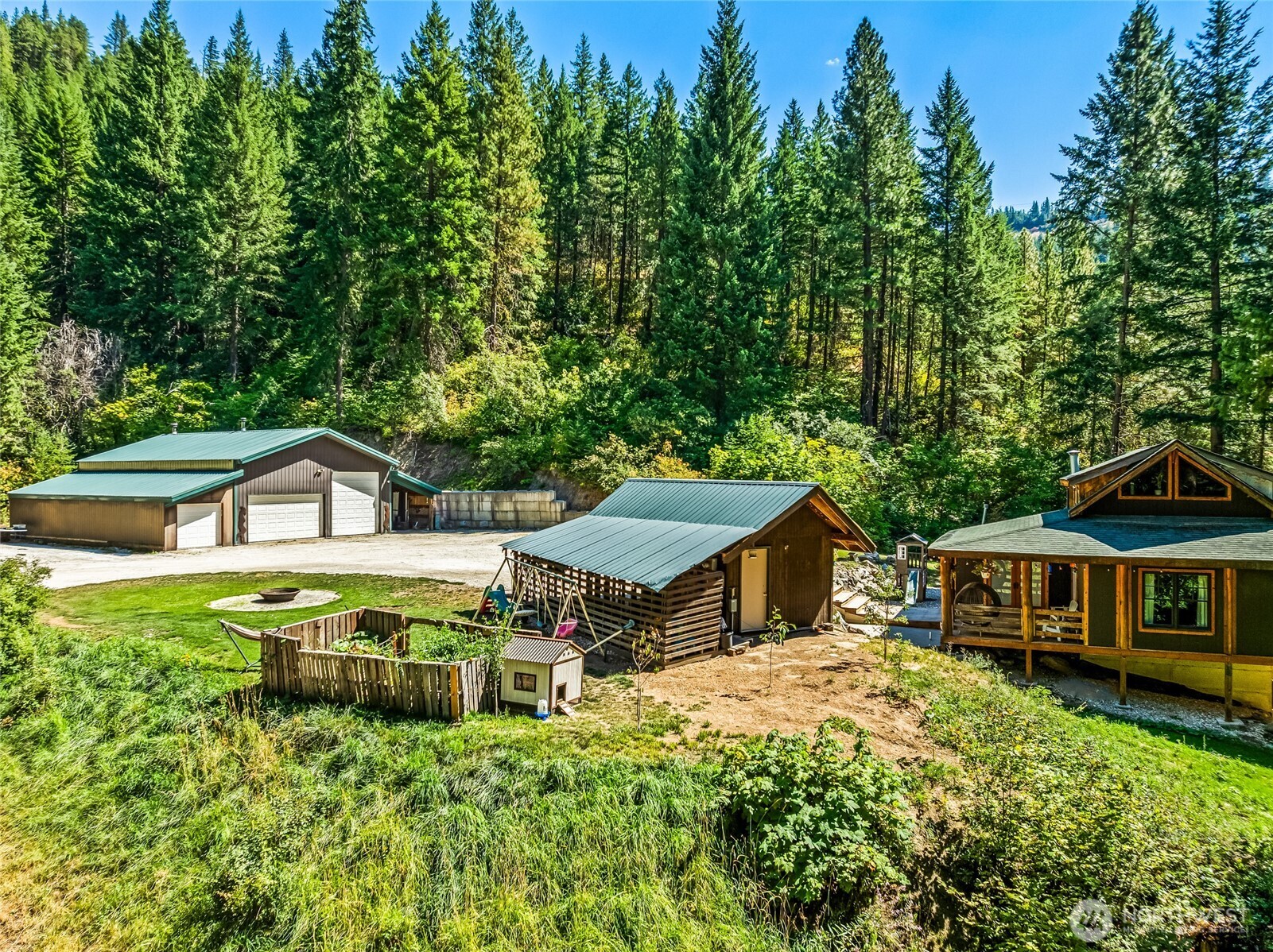 16845 Second Cr Road Property Photo 9