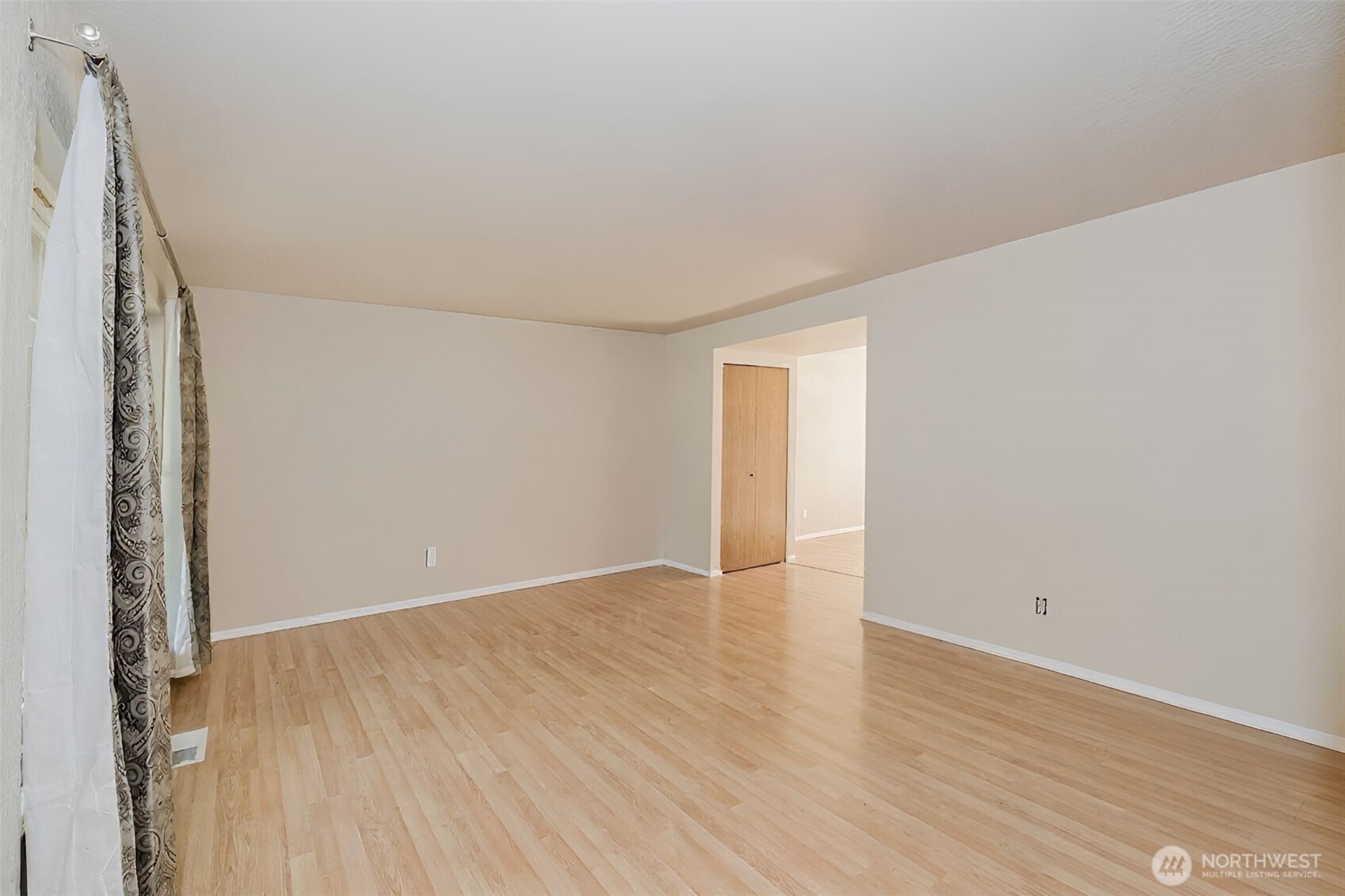 776 Sw Littletree Circle Property Photo 5