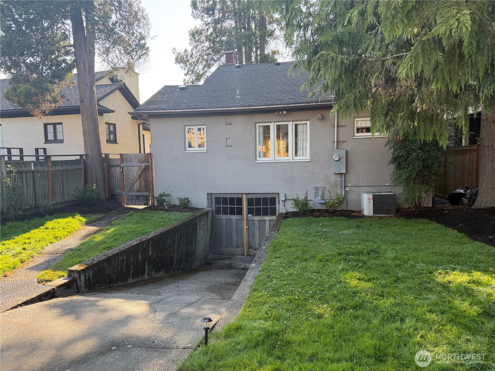 2014 41st Avenue Property Photo 7