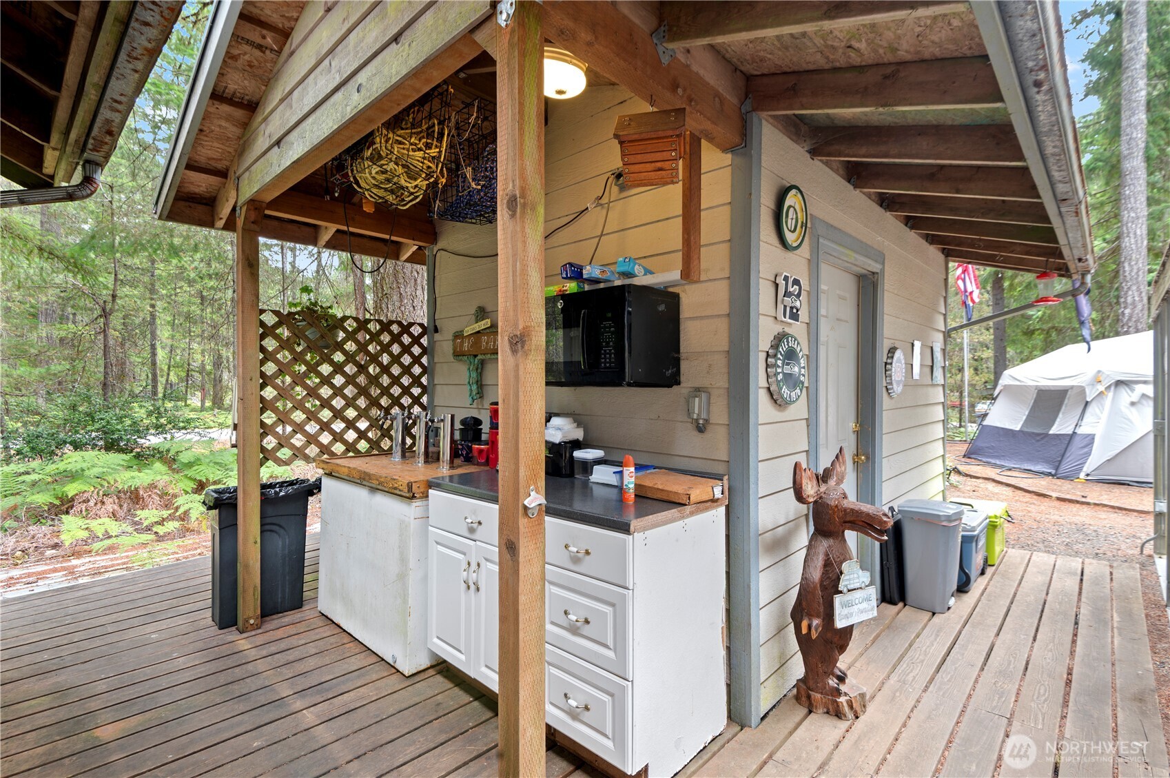 20 N Brook Lane Property Photo 16