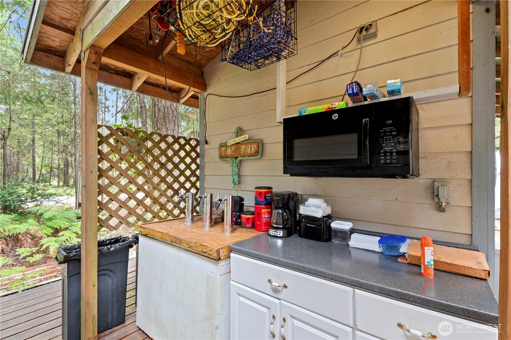 20 N Brook Lane Property Photo 17