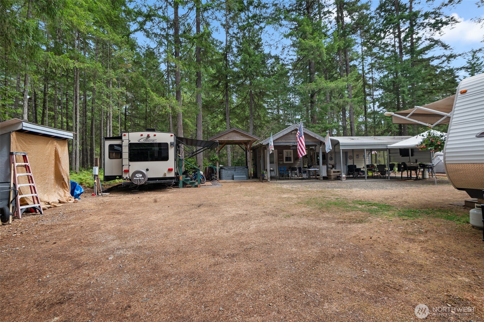 20 N Brook Lane Property Photo 23