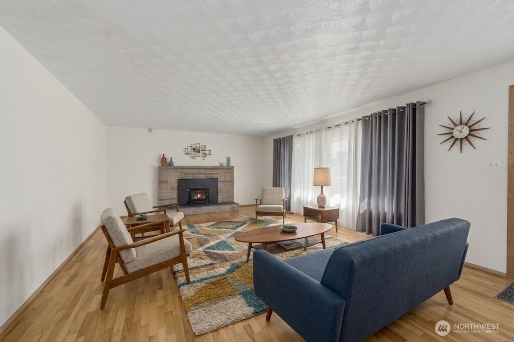 3145 Locust Avenue Property Photo 7