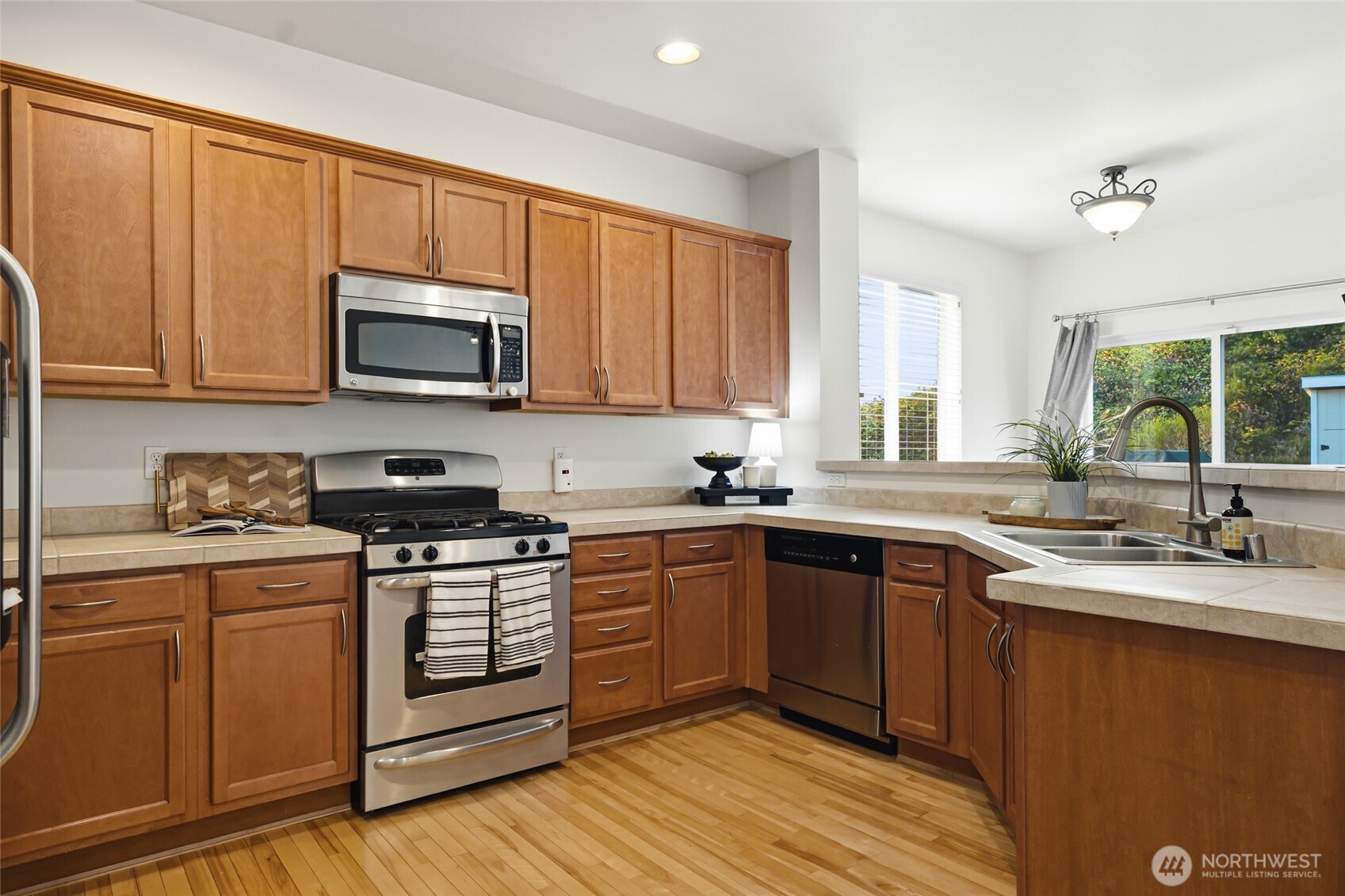16403 22nd Street Property Photo 9