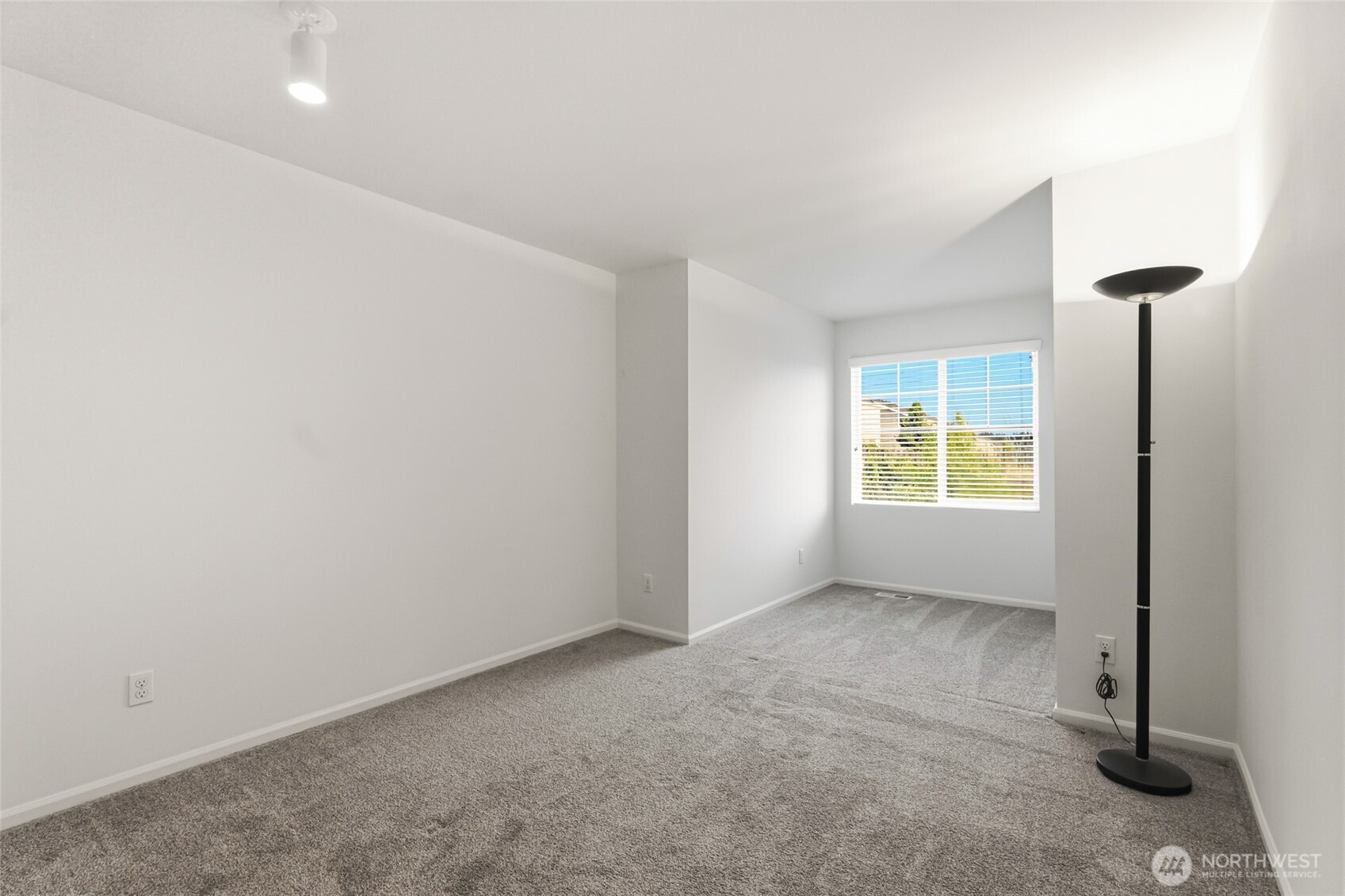 16403 22nd Street Property Photo 27