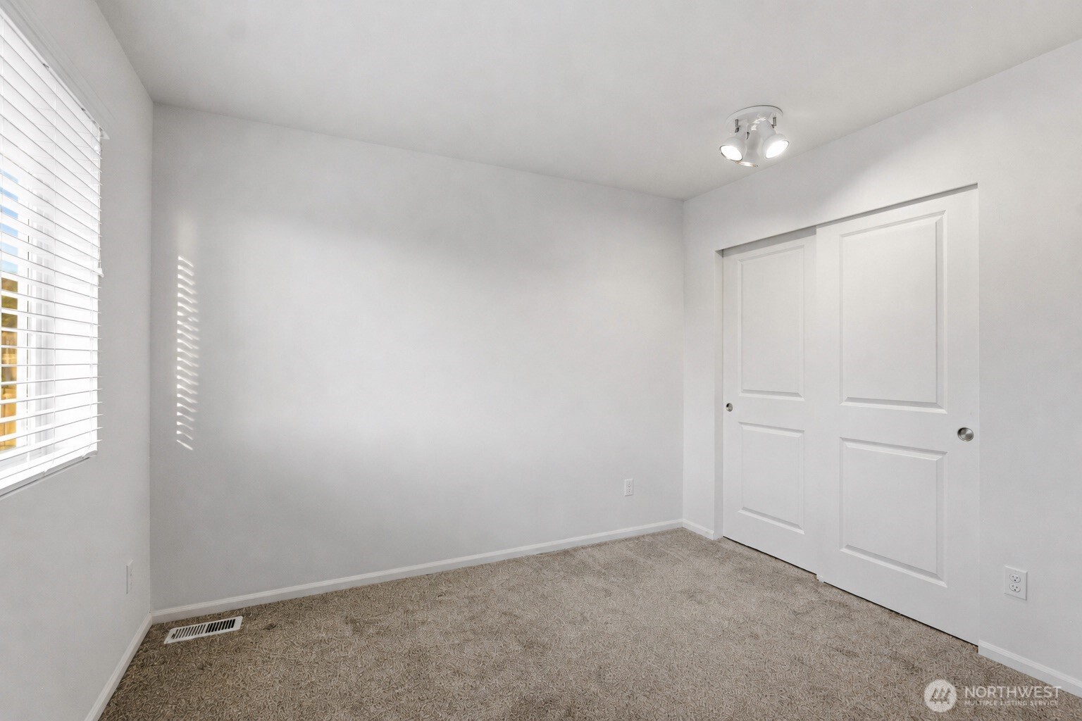 16403 22nd Street Property Photo 32