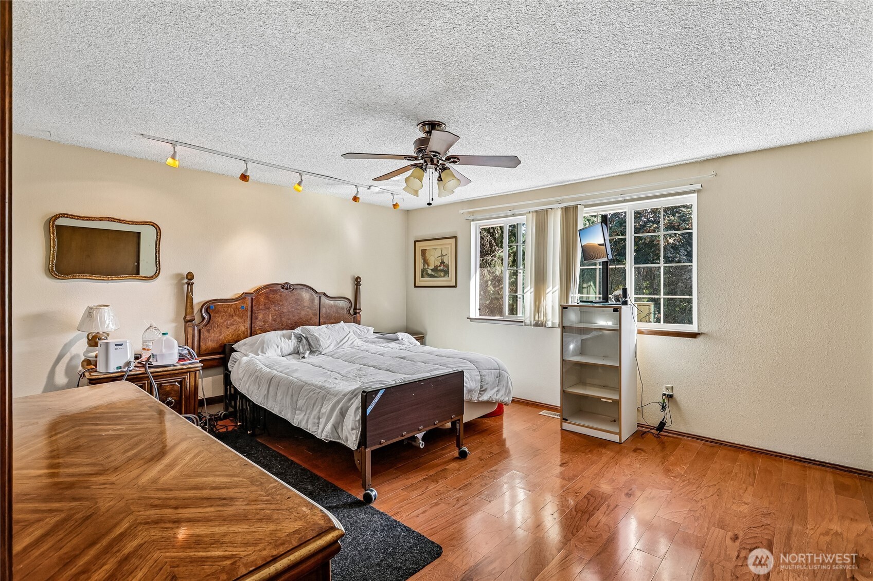 8621 Vistarama Avenue Property Photo 17