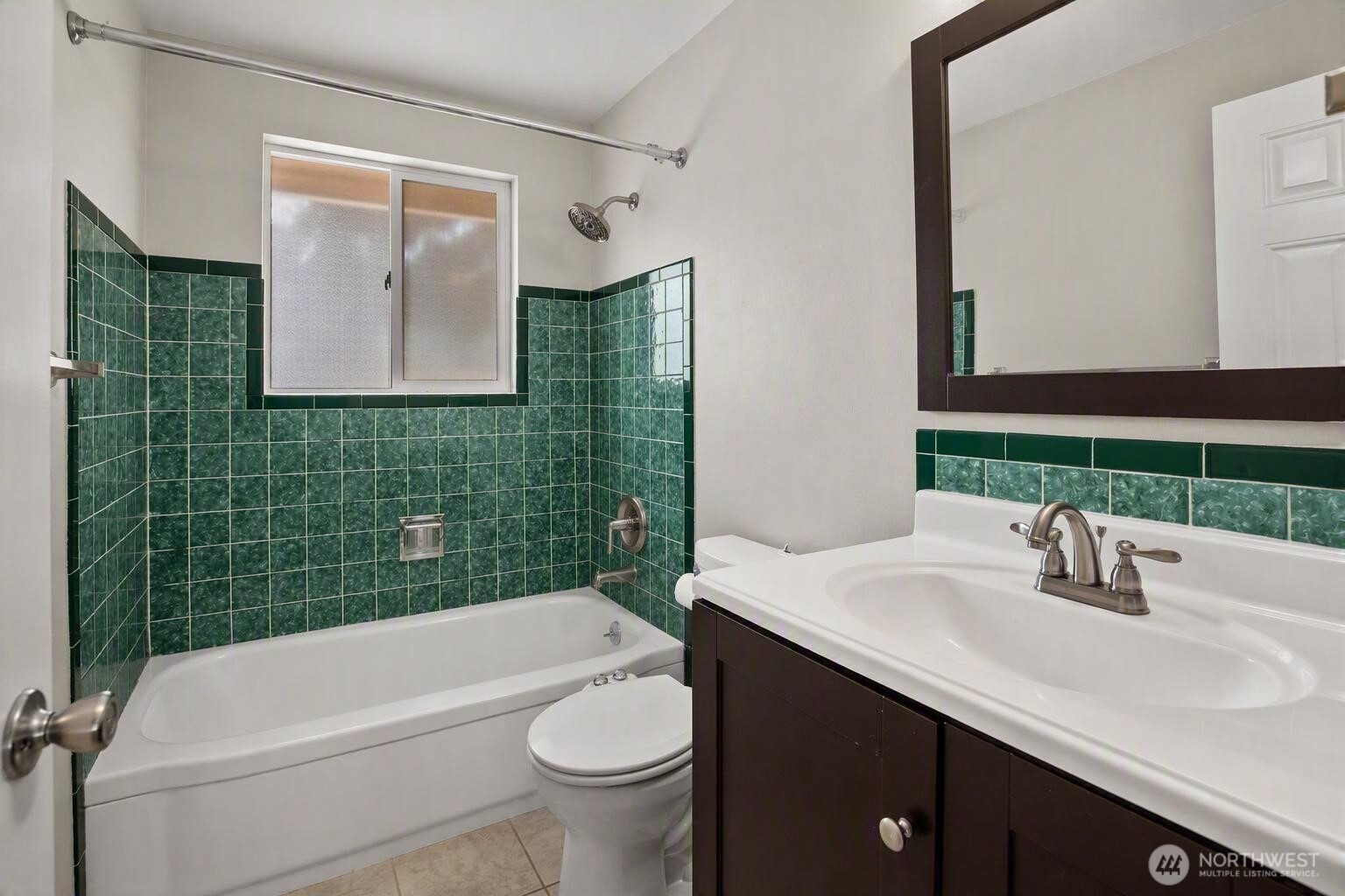 2352 N 188th Street Property Photo 13