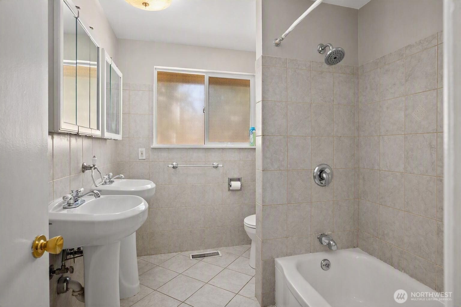 2352 N 188th Street Property Photo 18