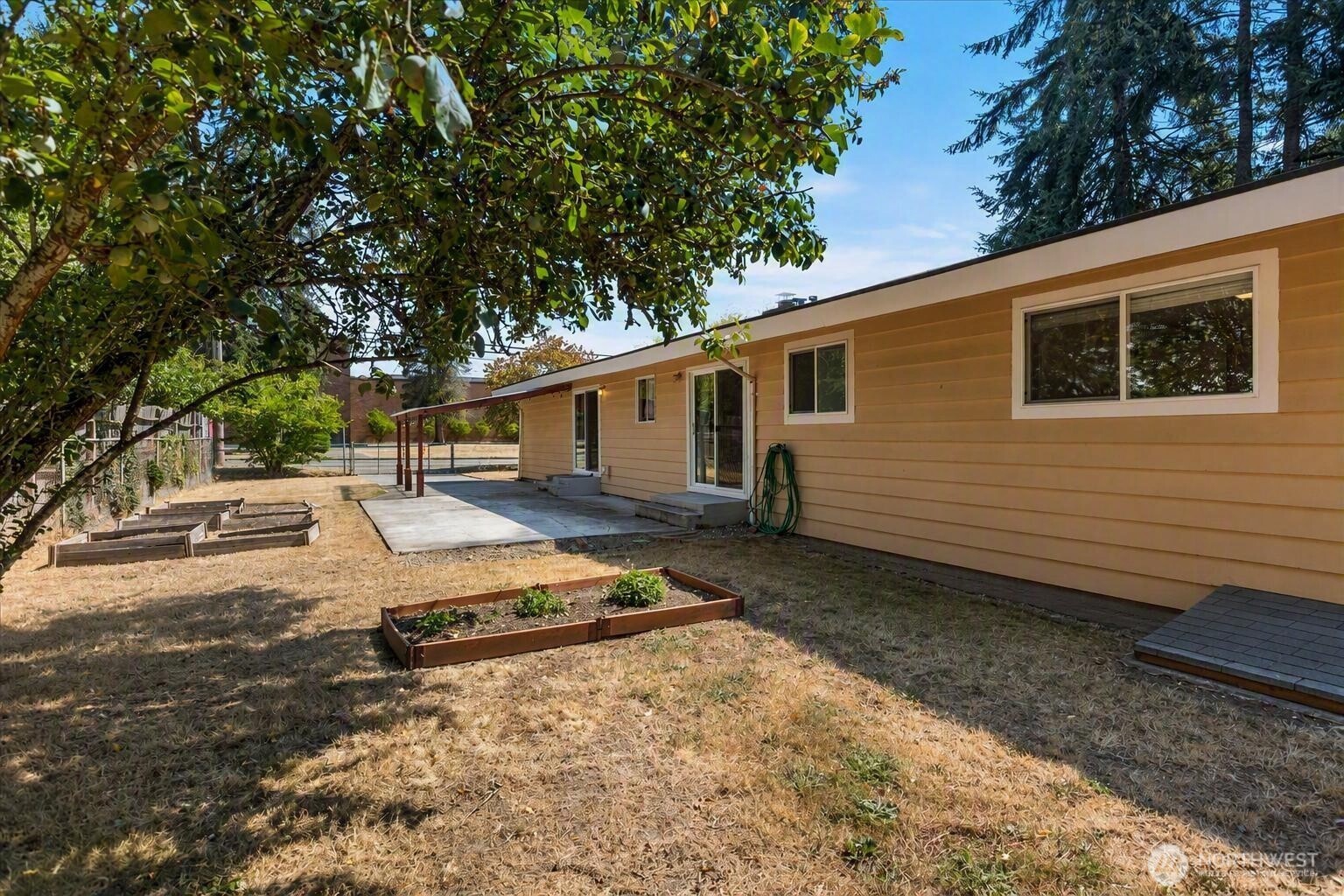 2352 N 188th Street Property Photo 21