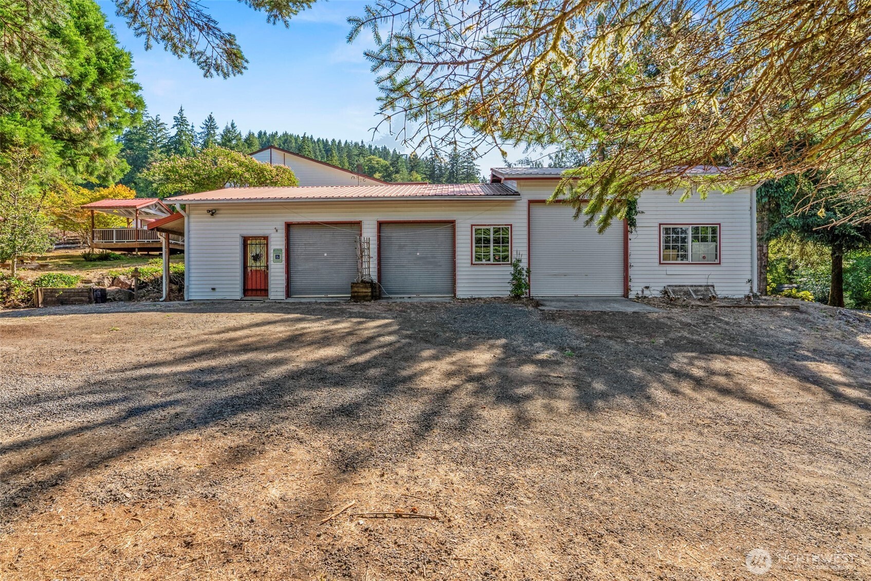 2605 Mt Brynion Road Property Photo 2