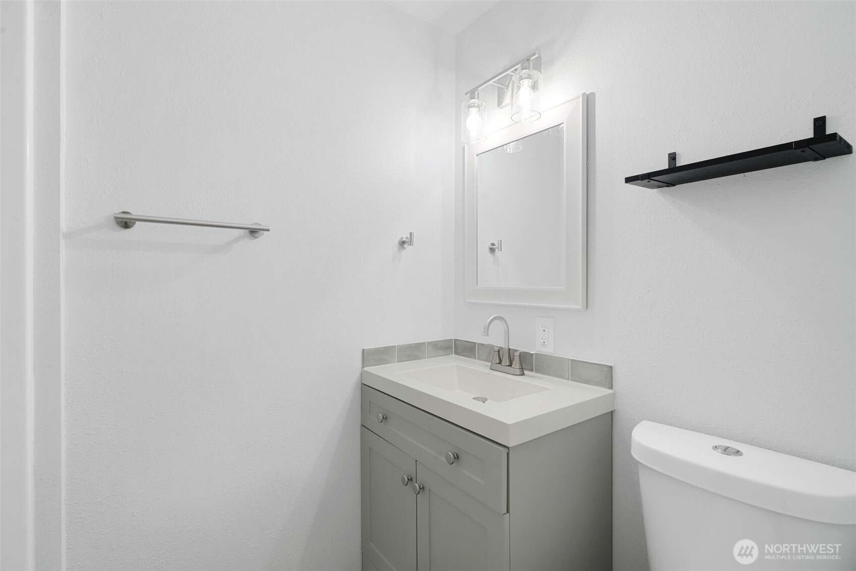 620 E Aycliffe Drive Property Photo 17