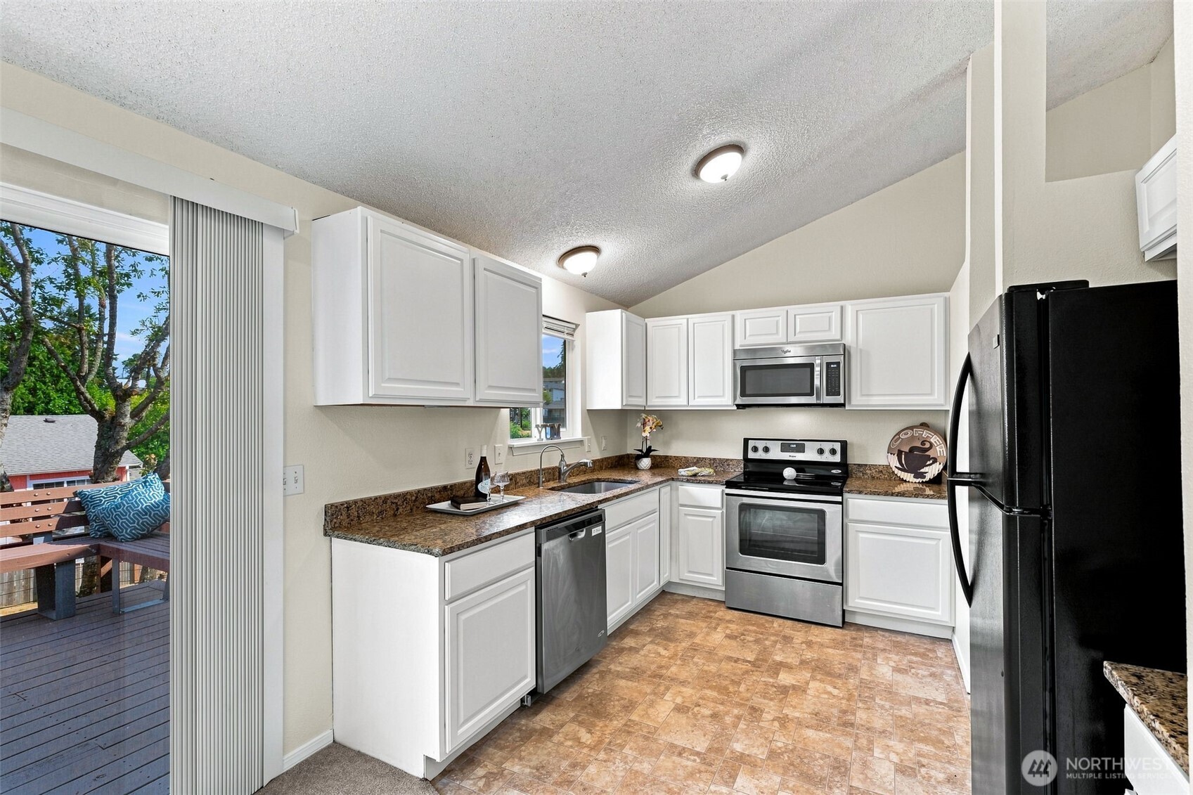 1116 Sw 106th Street Property Photo 8