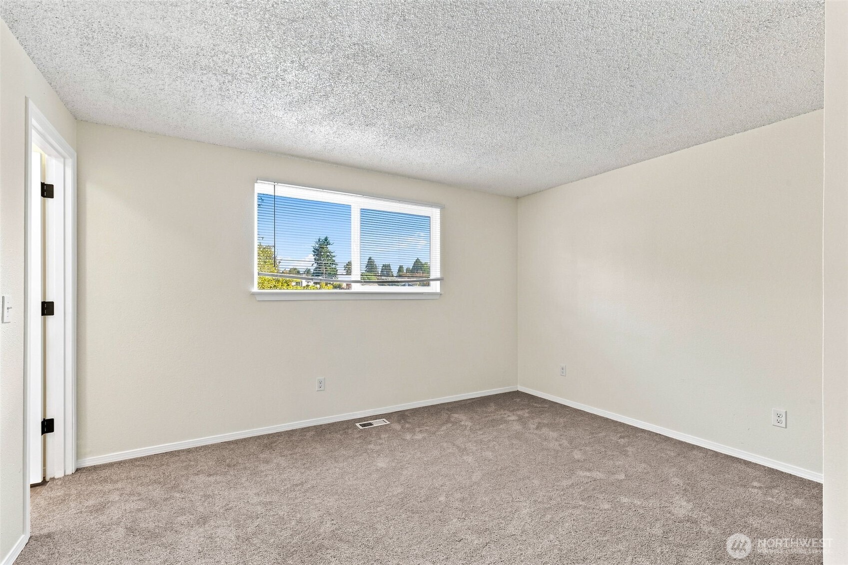 1116 Sw 106th Street Property Photo 11