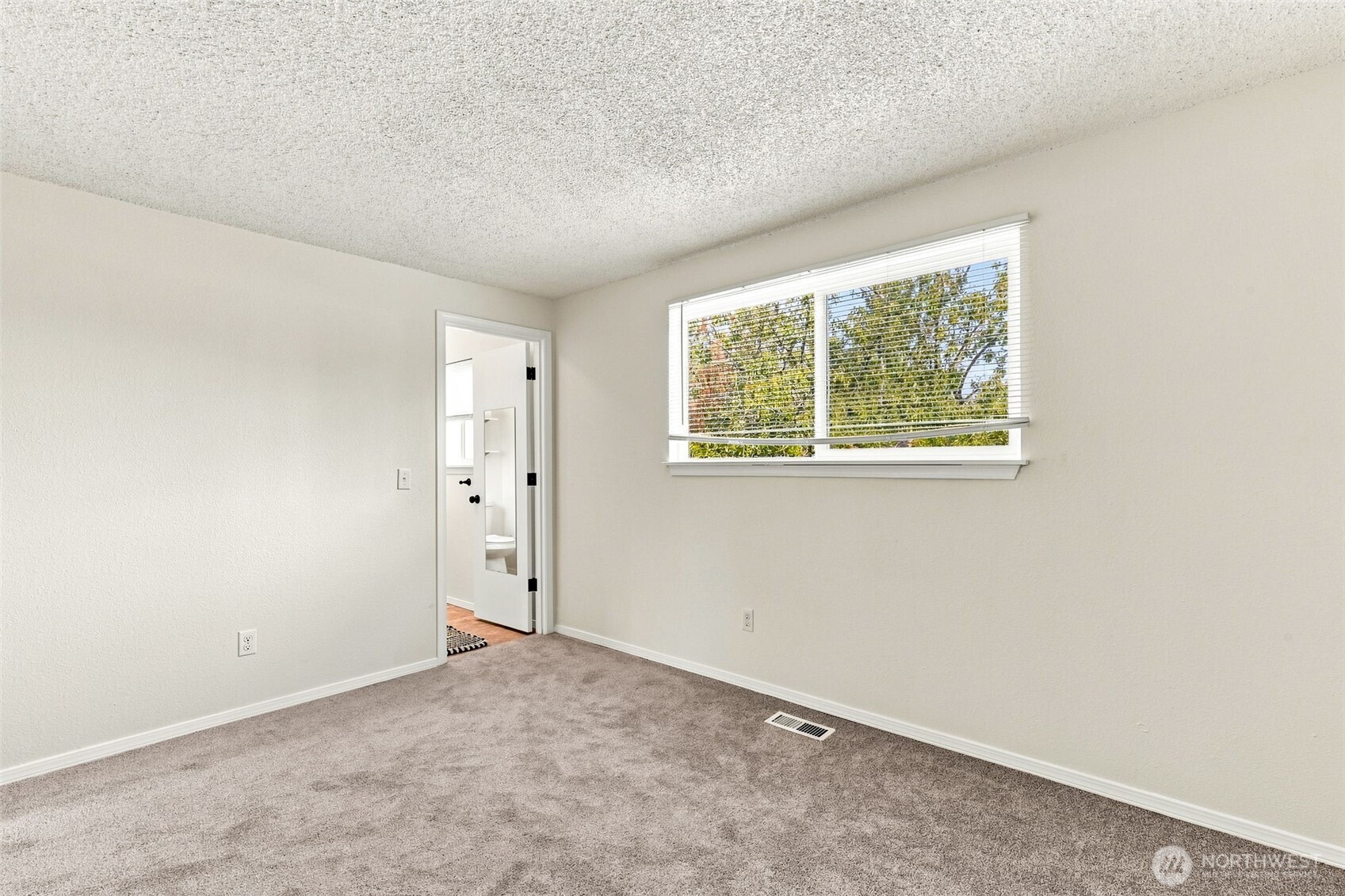 1116 Sw 106th Street Property Photo 12