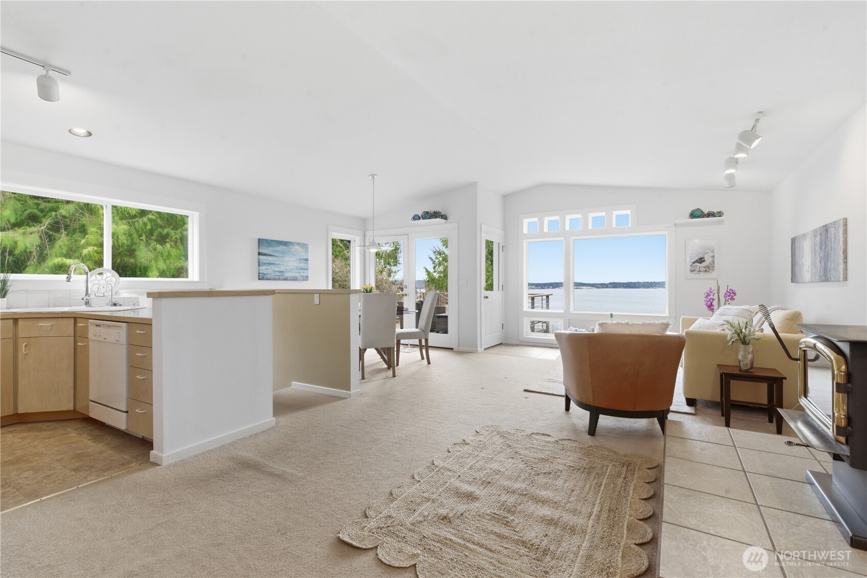 610 Tala Shore Drive Property Photo 18