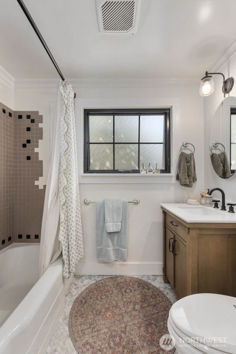 4311 Ne 55th Street Property Photo 18