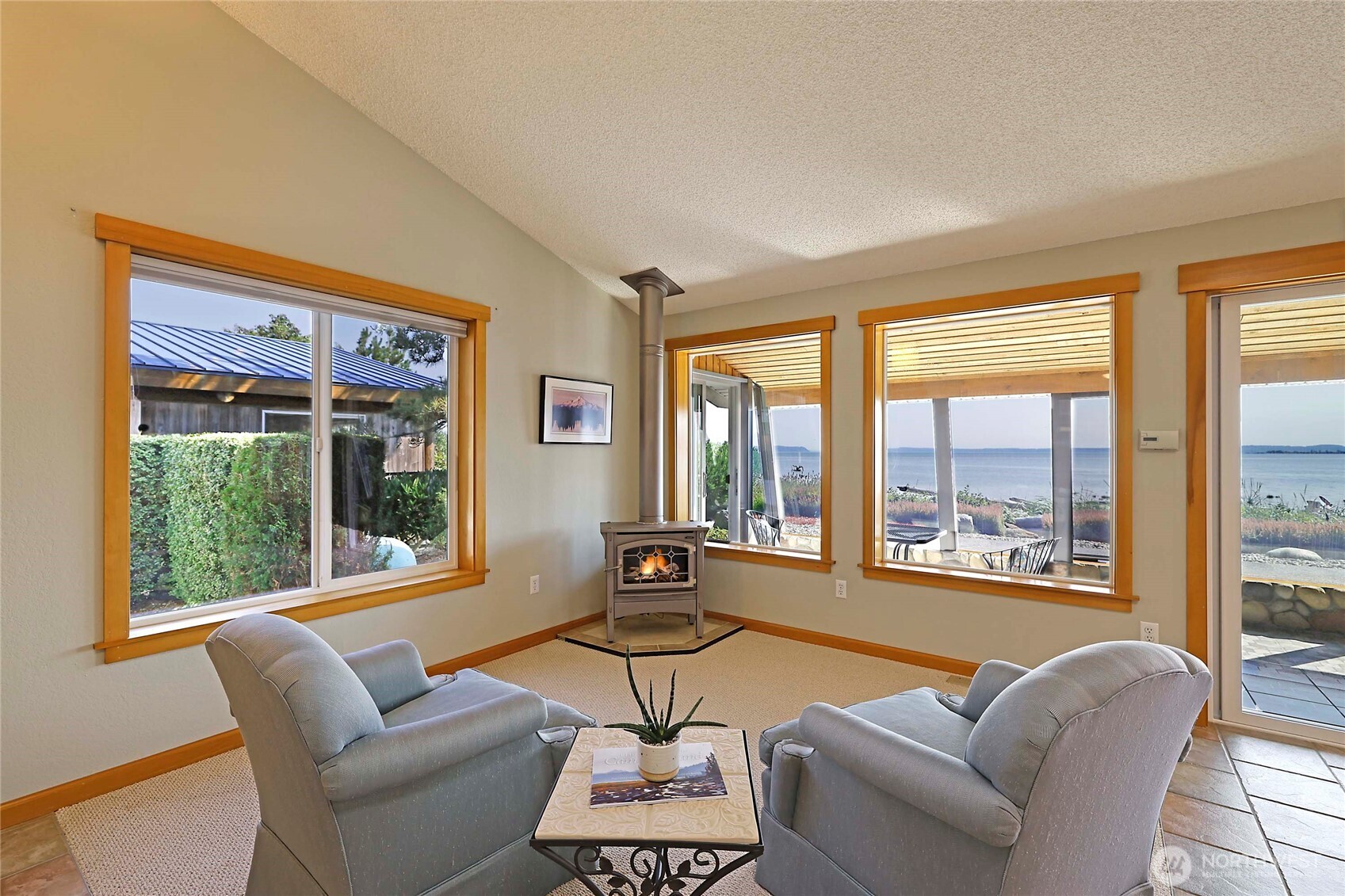 870 Livingston Bay Shore Drive Property Photo 7