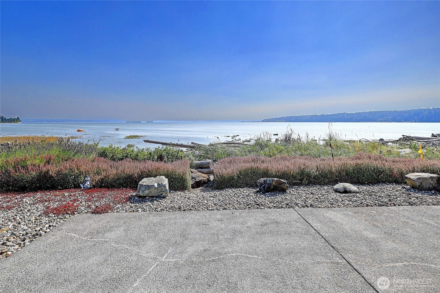 870 Livingston Bay Shore Drive Property Photo 19
