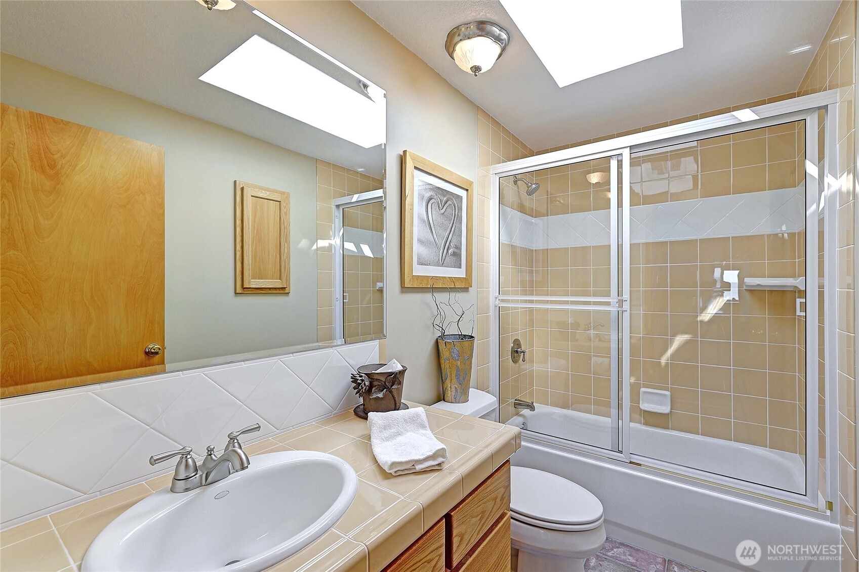 870 Livingston Bay Shore Drive Property Photo 29