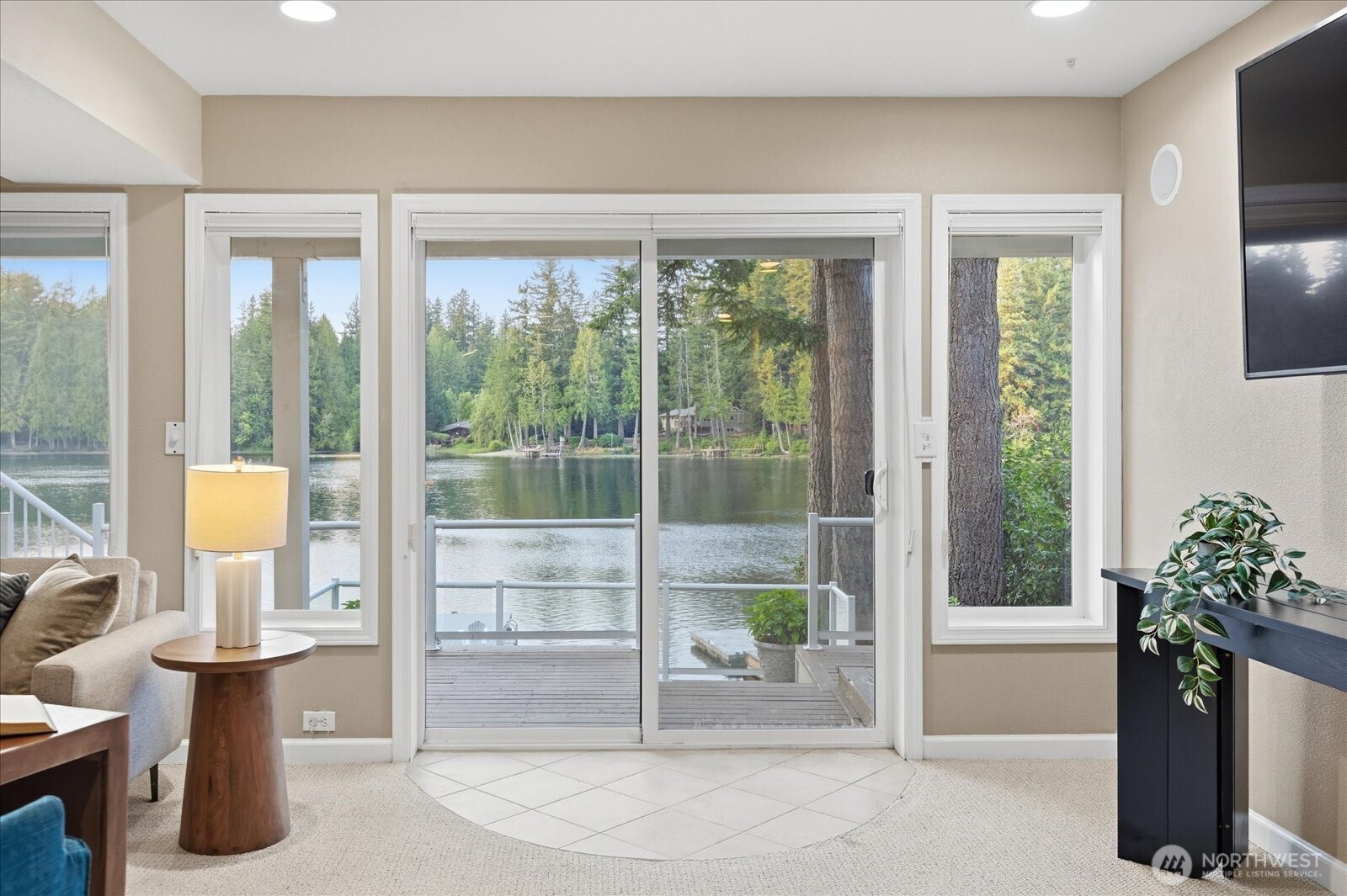 2053 E Beaver Lake Drive Property Photo 30