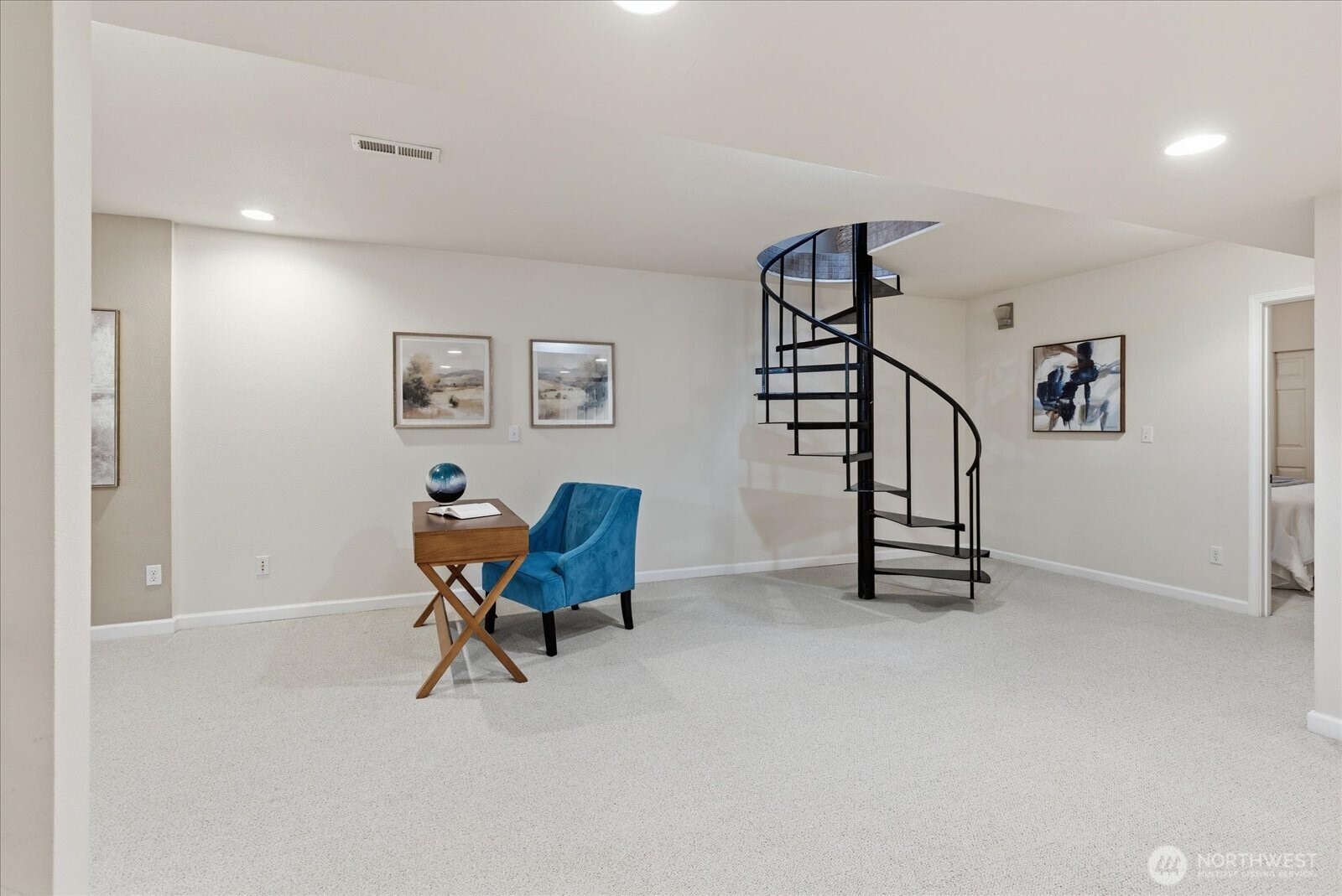 2053 E Beaver Lake Drive Property Photo 34