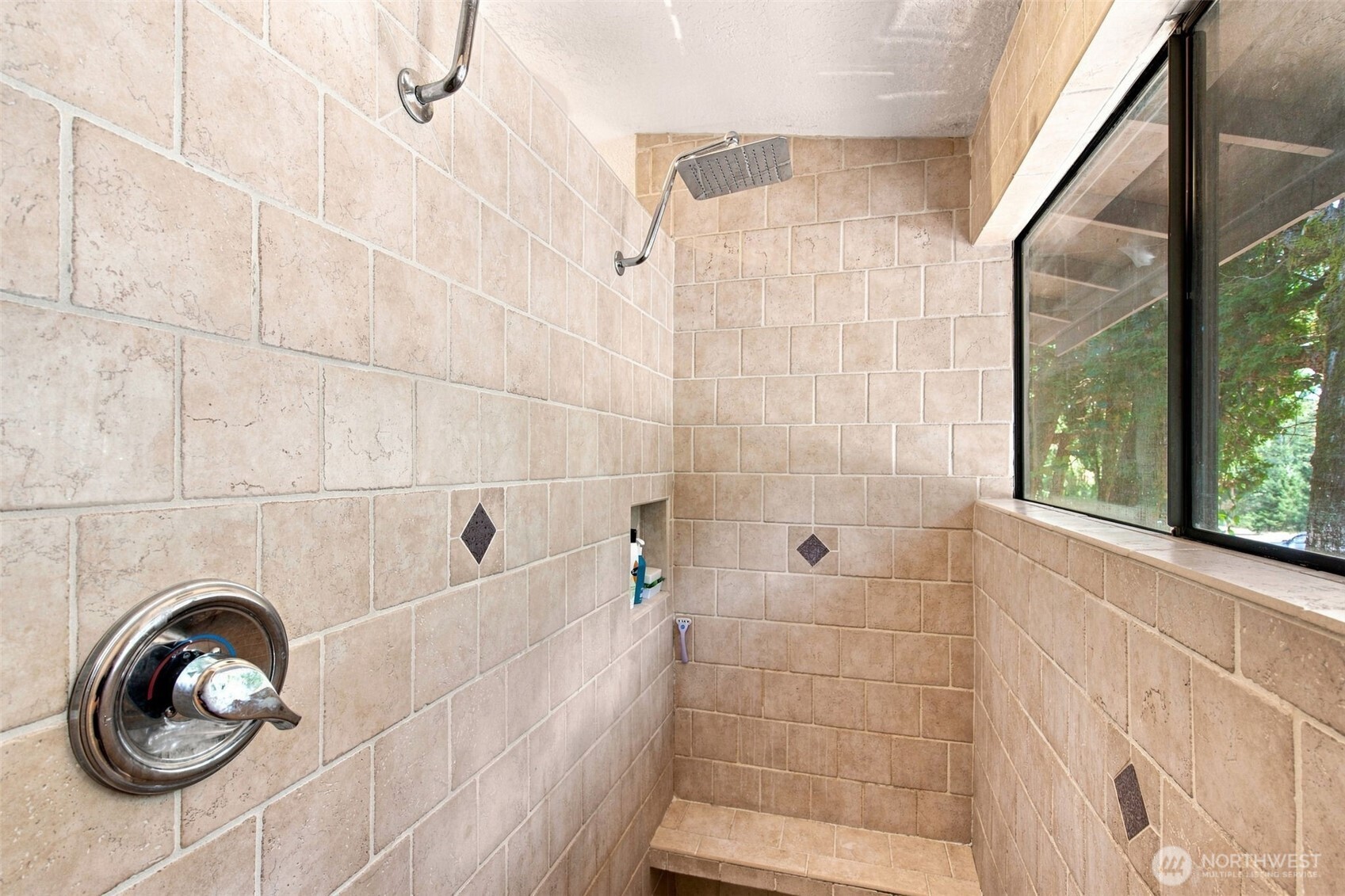 6087 Sunset Ave Ne Property Photo 21