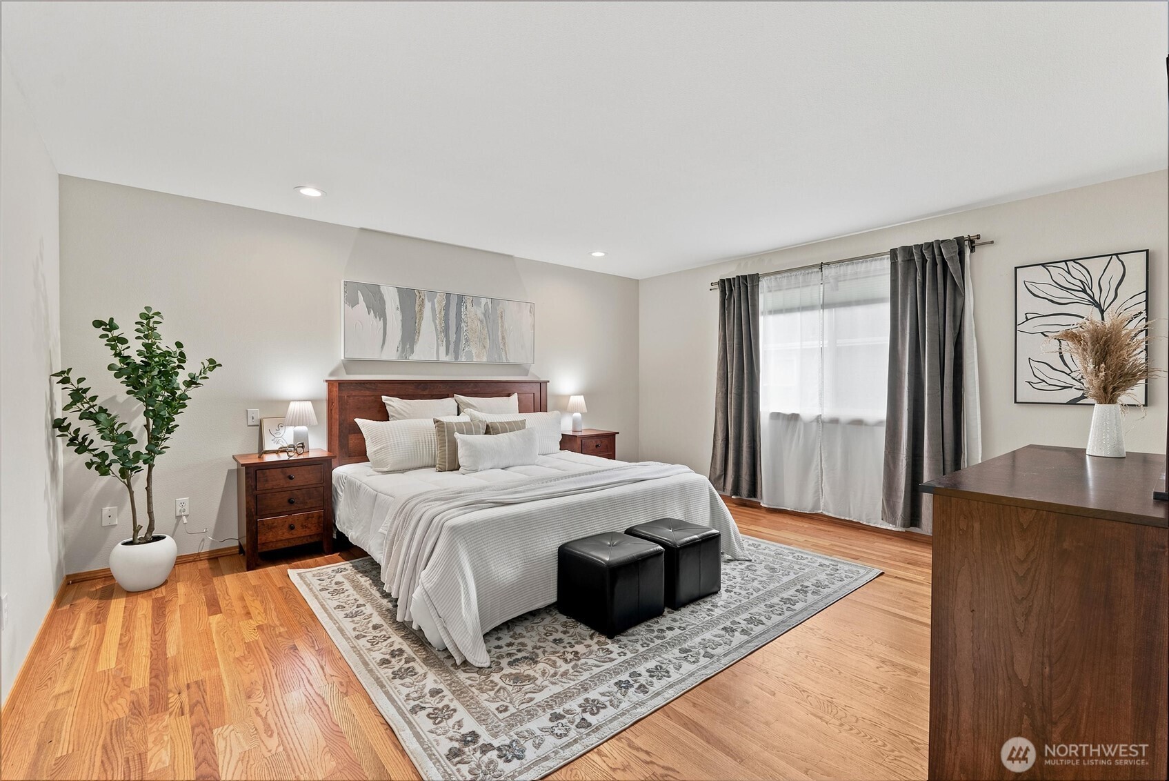 1331 238th Place Property Photo 5