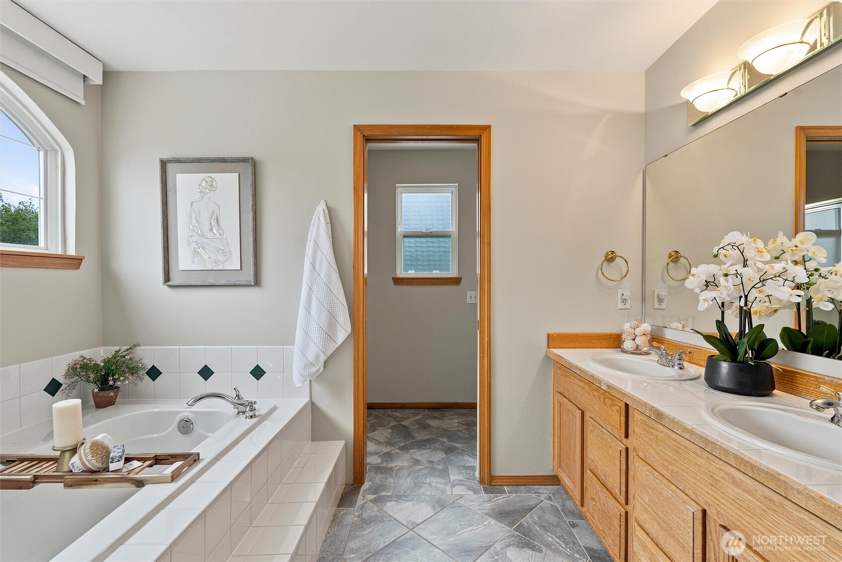 1331 238th Place Property Photo 6