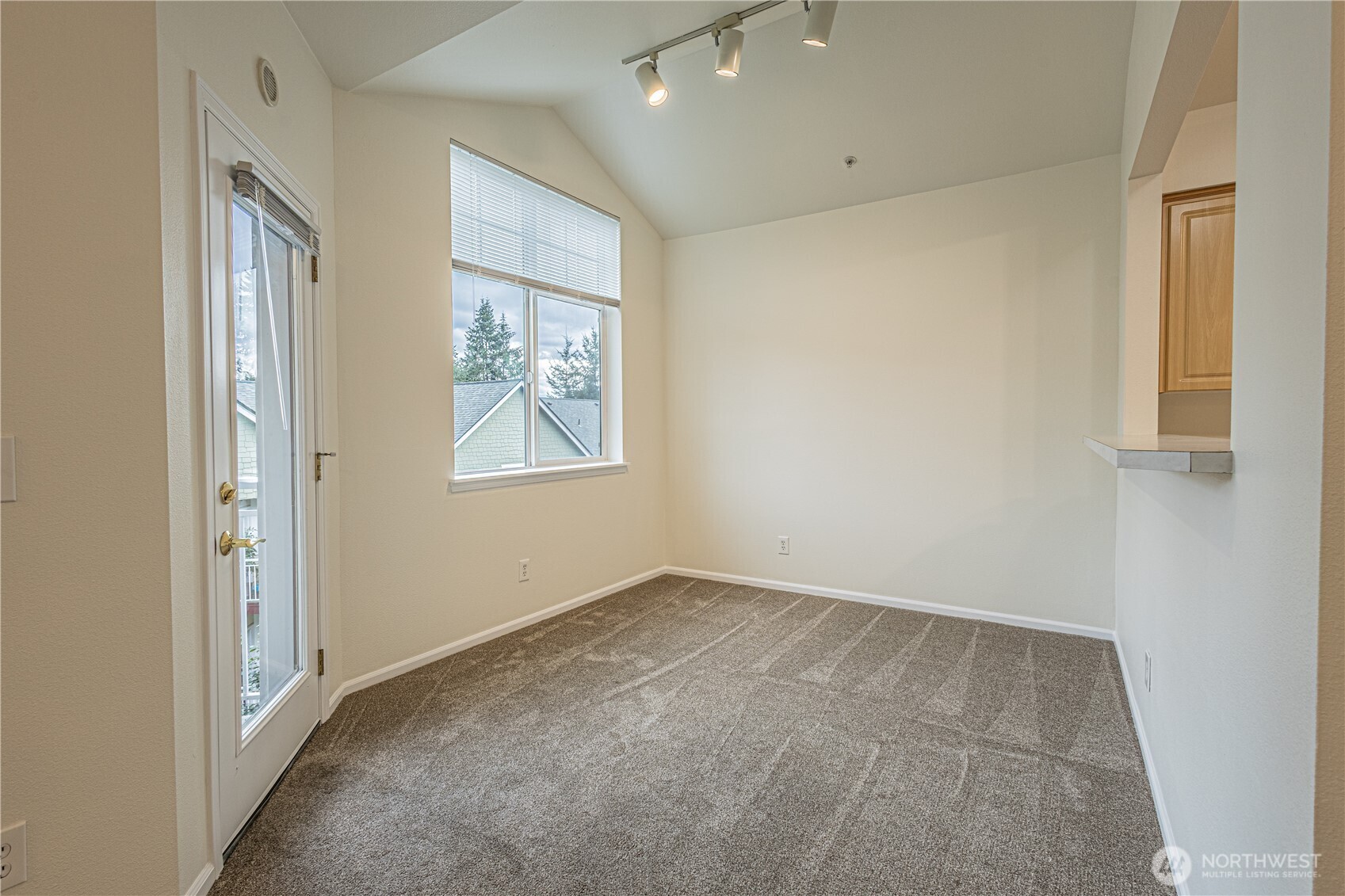 13000 Admiralty Way C302 Property Photo 6