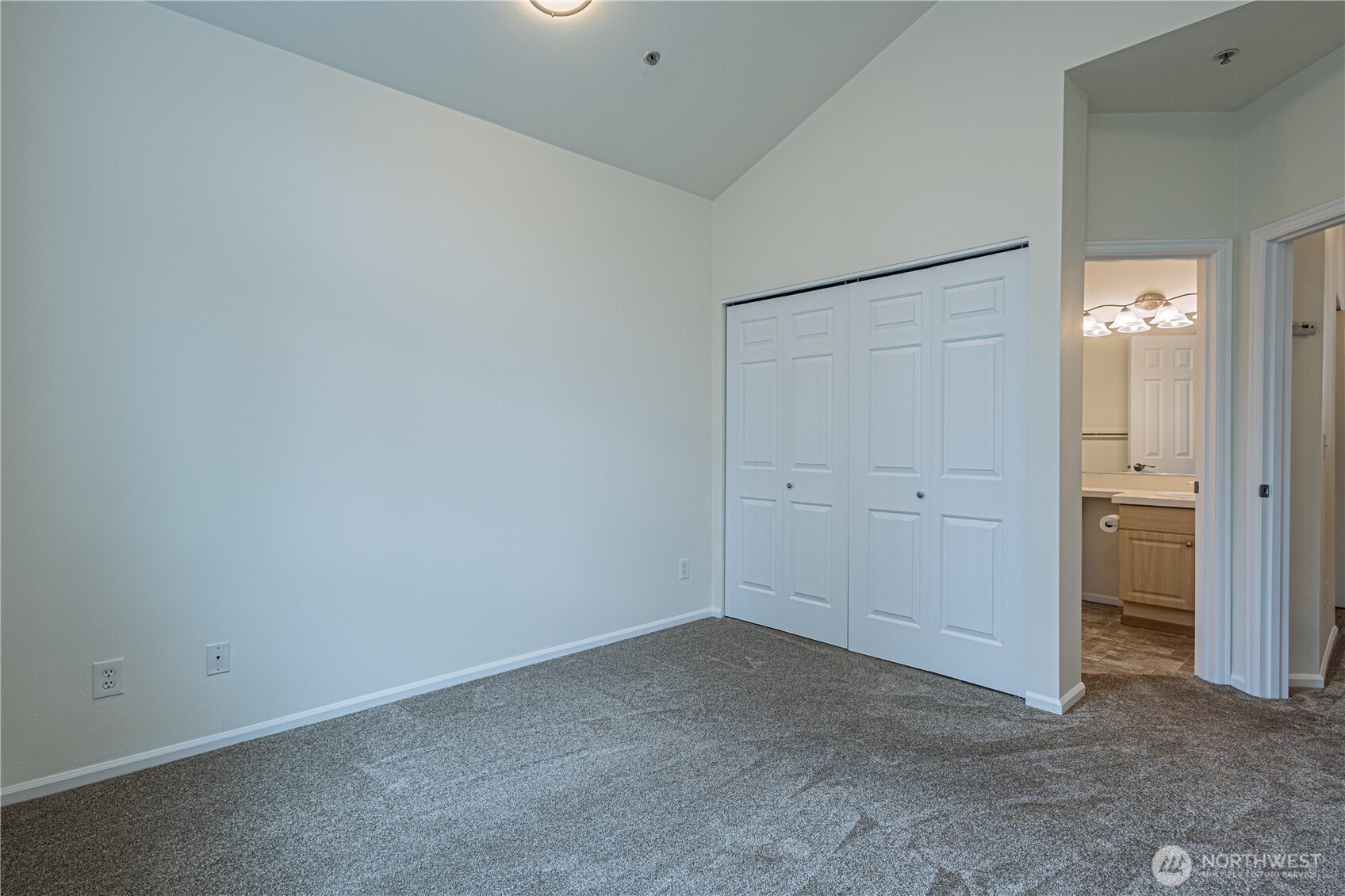 13000 Admiralty Way C302 Property Photo 14
