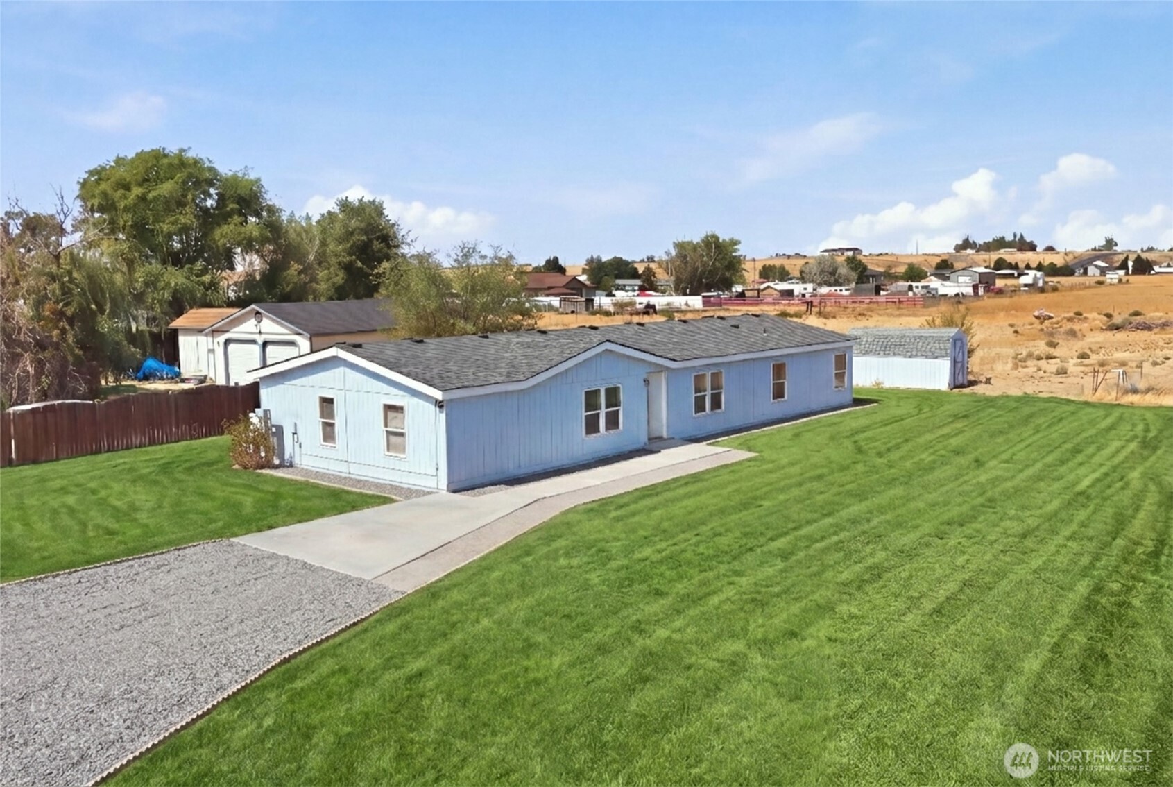 6102 Road 3 Property Photo 2