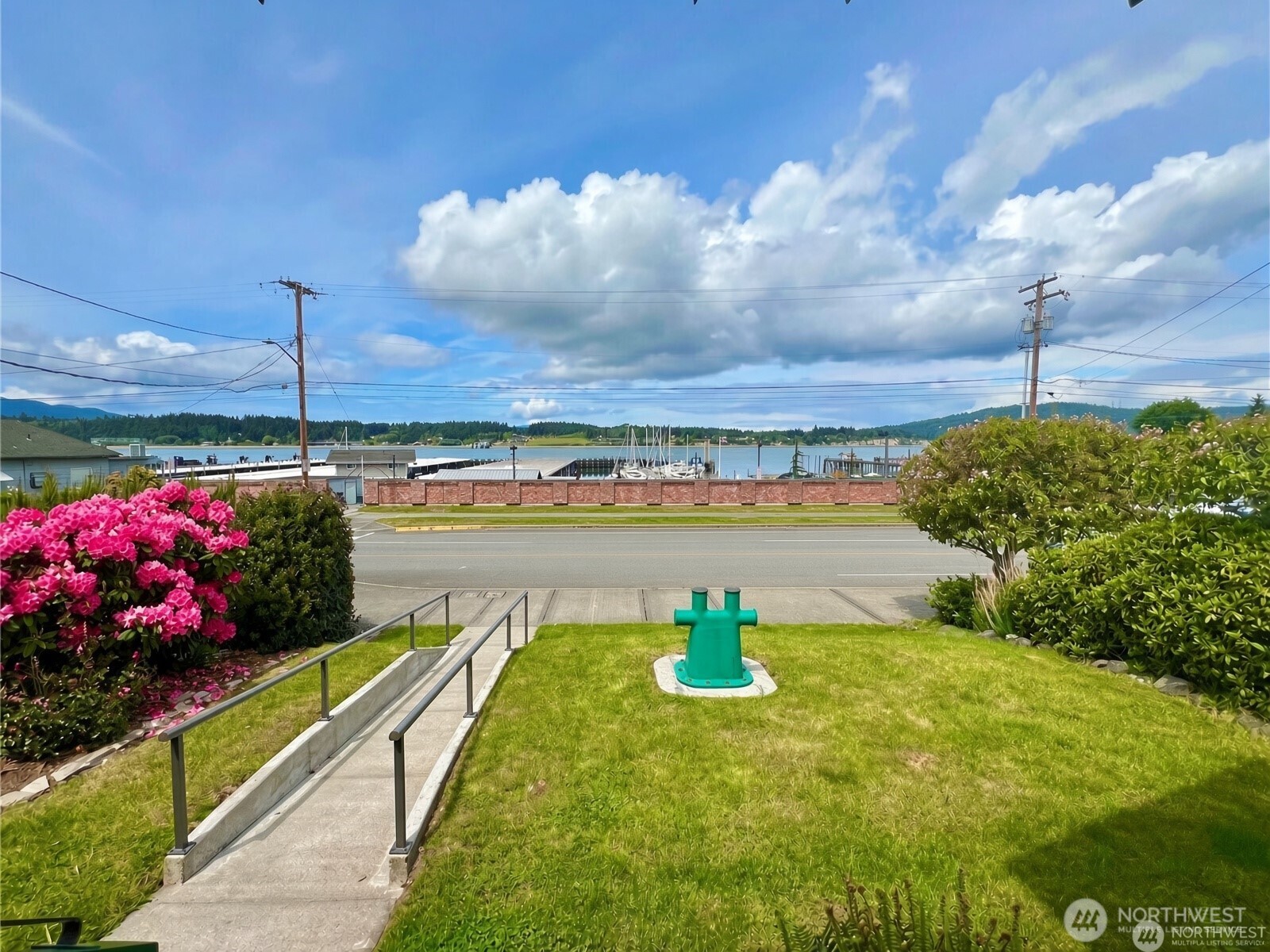 1517 6th Street Property Photo 3
