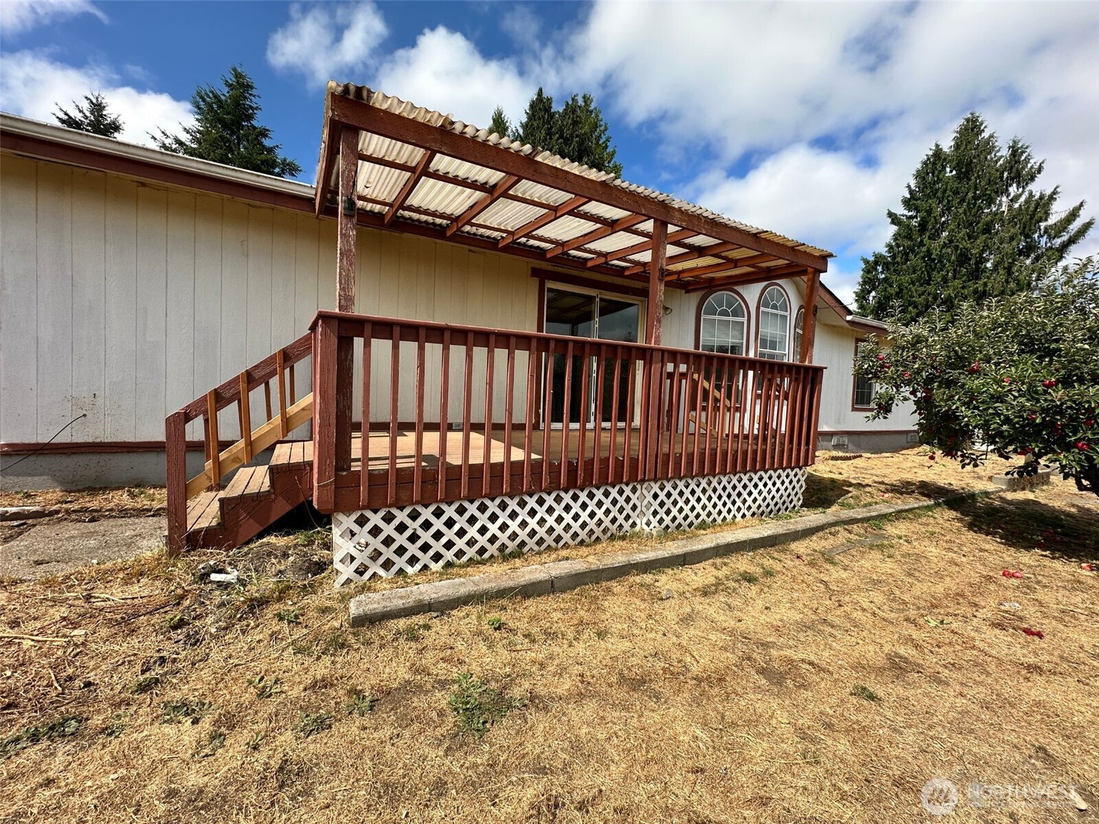 13613 Cedar Cir E Property Photo 21