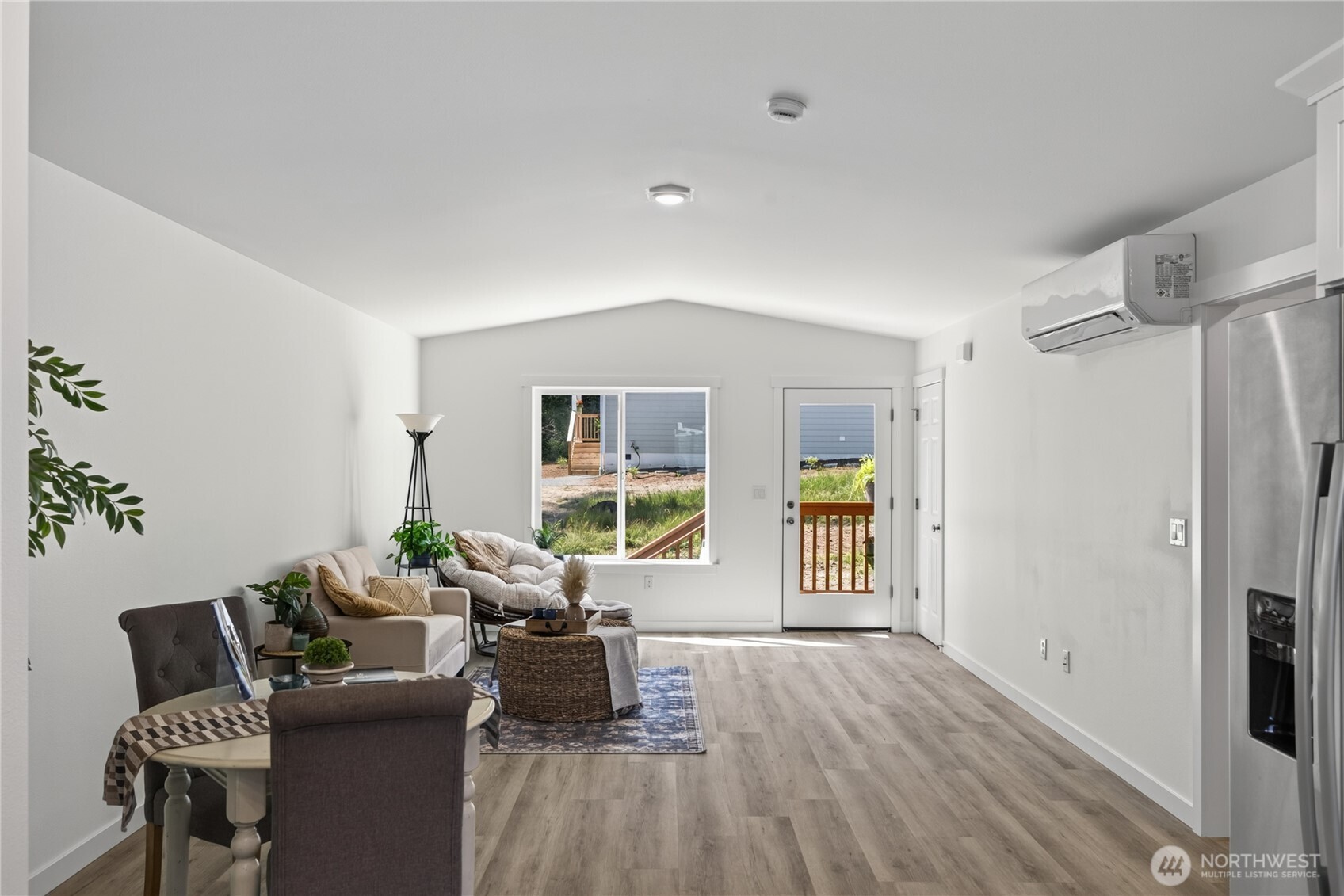 6884 Helena Street Property Photo 27